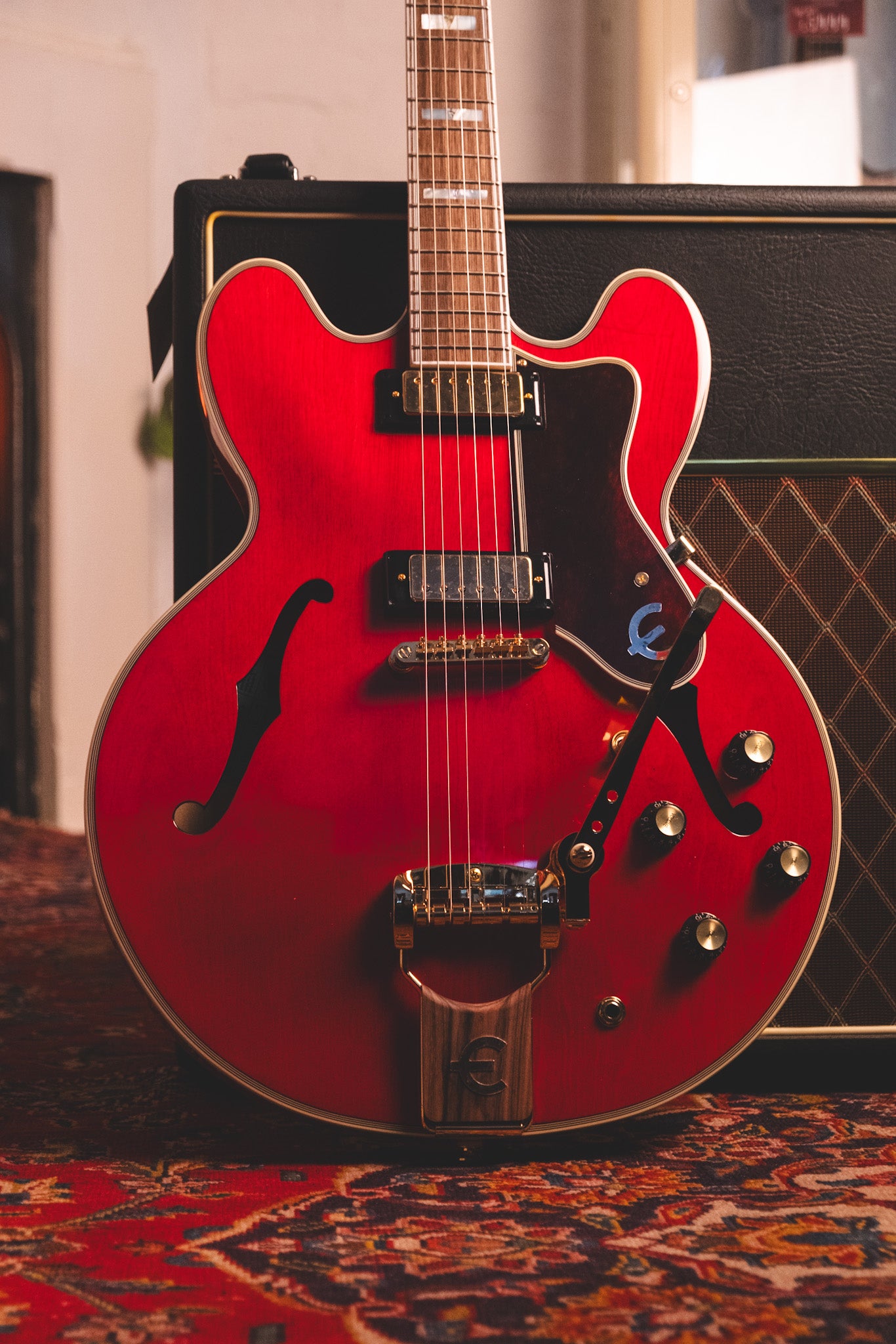 Epiphone 150th Anniversary Sheraton Cherry Body