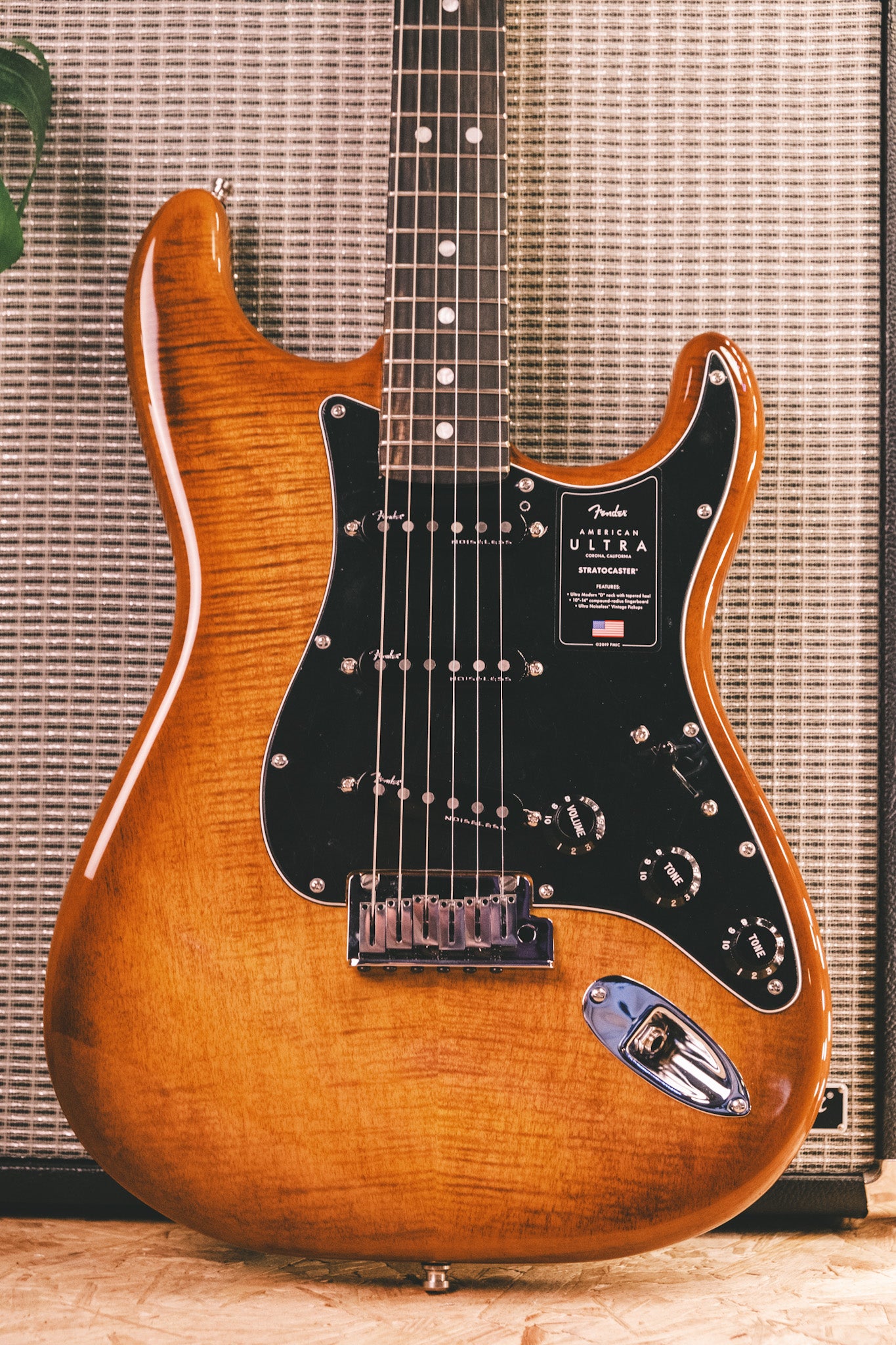 Fender Limited Edition American Ultra Stratocaster, Tiger's Eye, Ebony Fingerboard