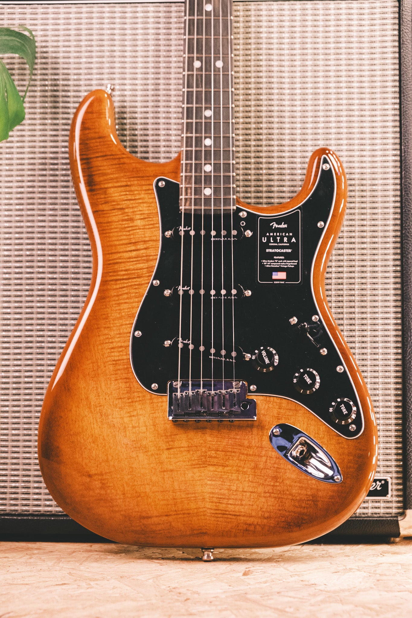 Fender Limited Edition American Ultra Stratocaster, Tiger's Eye, Ebony Fingerboard