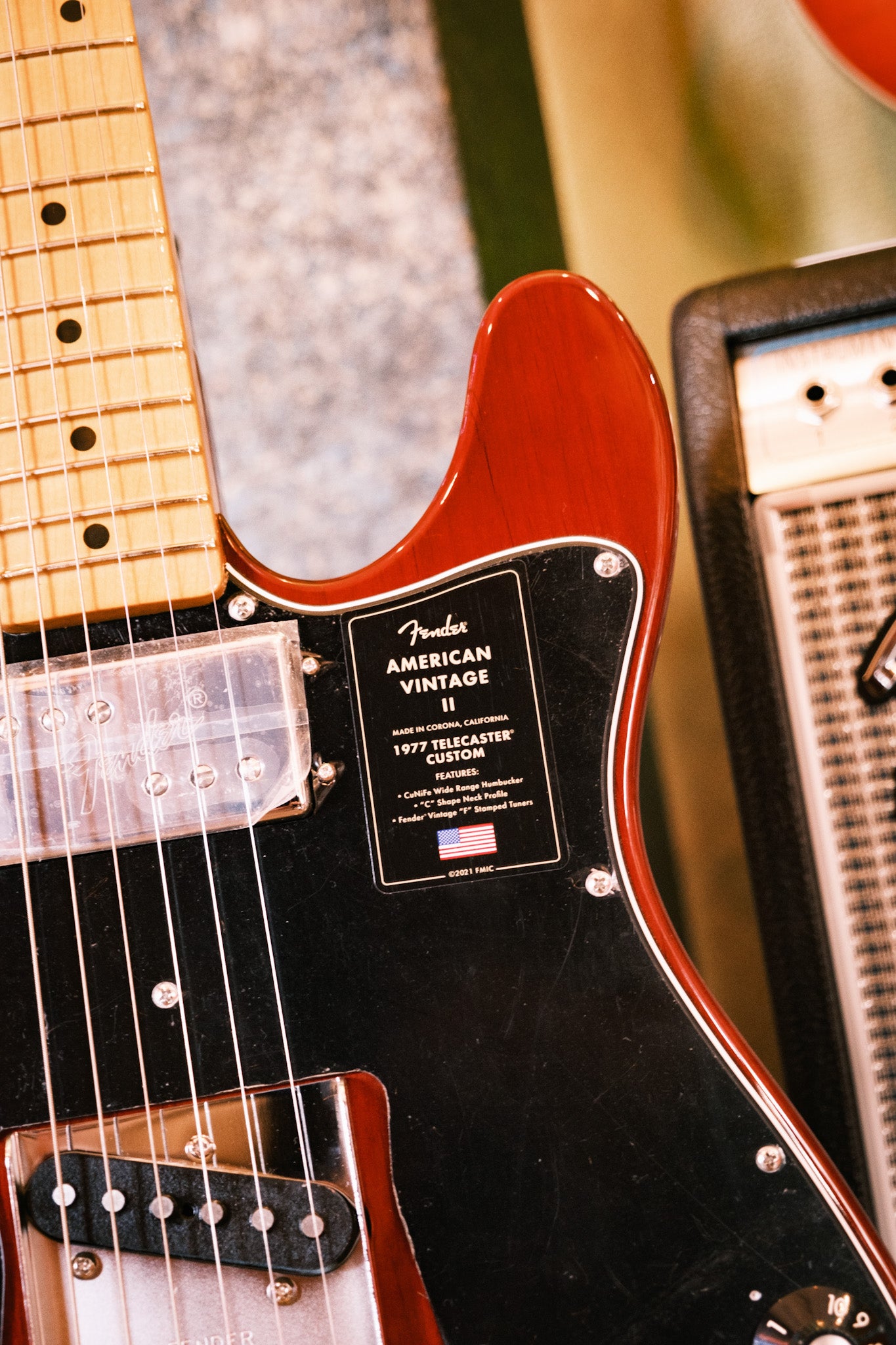 Fender Limited Edition American Vintage II 1977 Telecaster Custom Wine