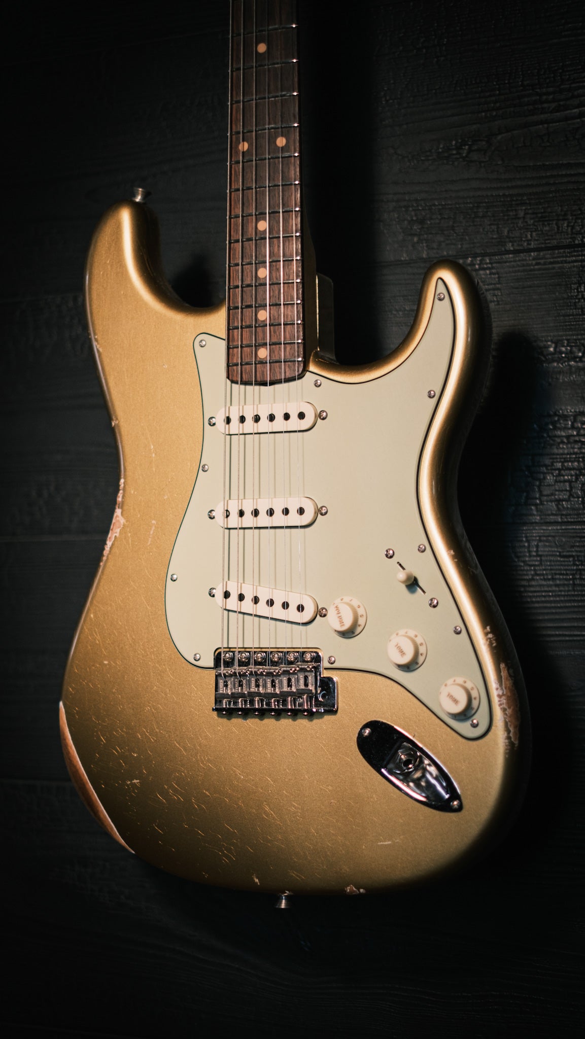 Fender Custom Shop Late '62 Stratocaster Relic/Closet Classic Aged Aztec Gold
