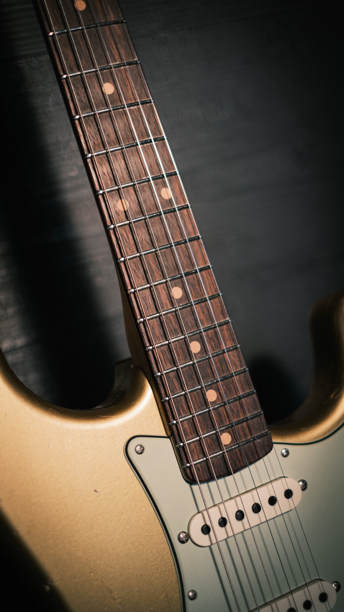 Fender Custom Shop Late '62 Stratocaster Relic/Closet Classic Aged Aztec Gold