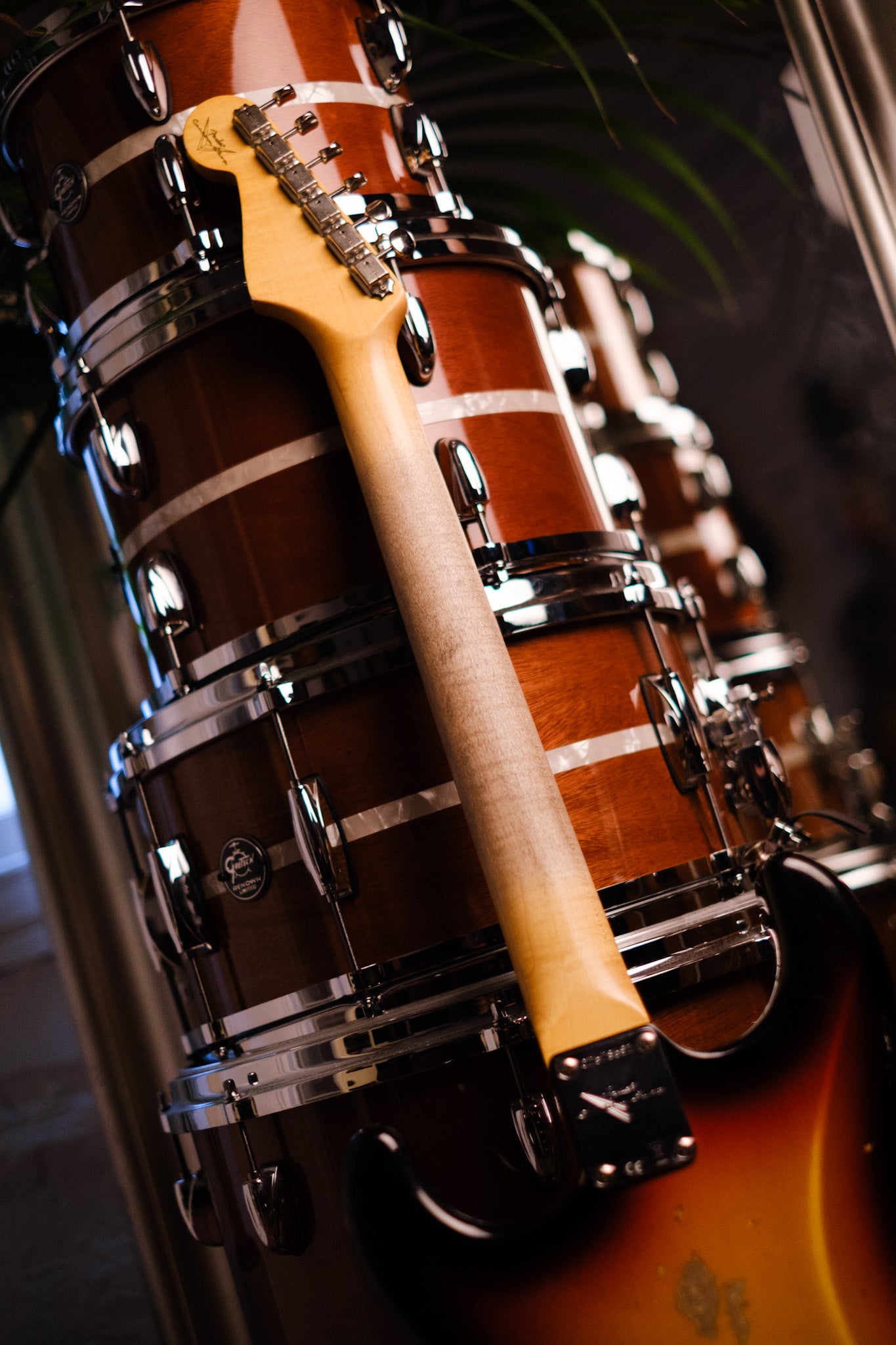Fender Custom Shop Late '62 Stratocaster, Relic, Closet Classic Hardware, 3 Tone Sunburst