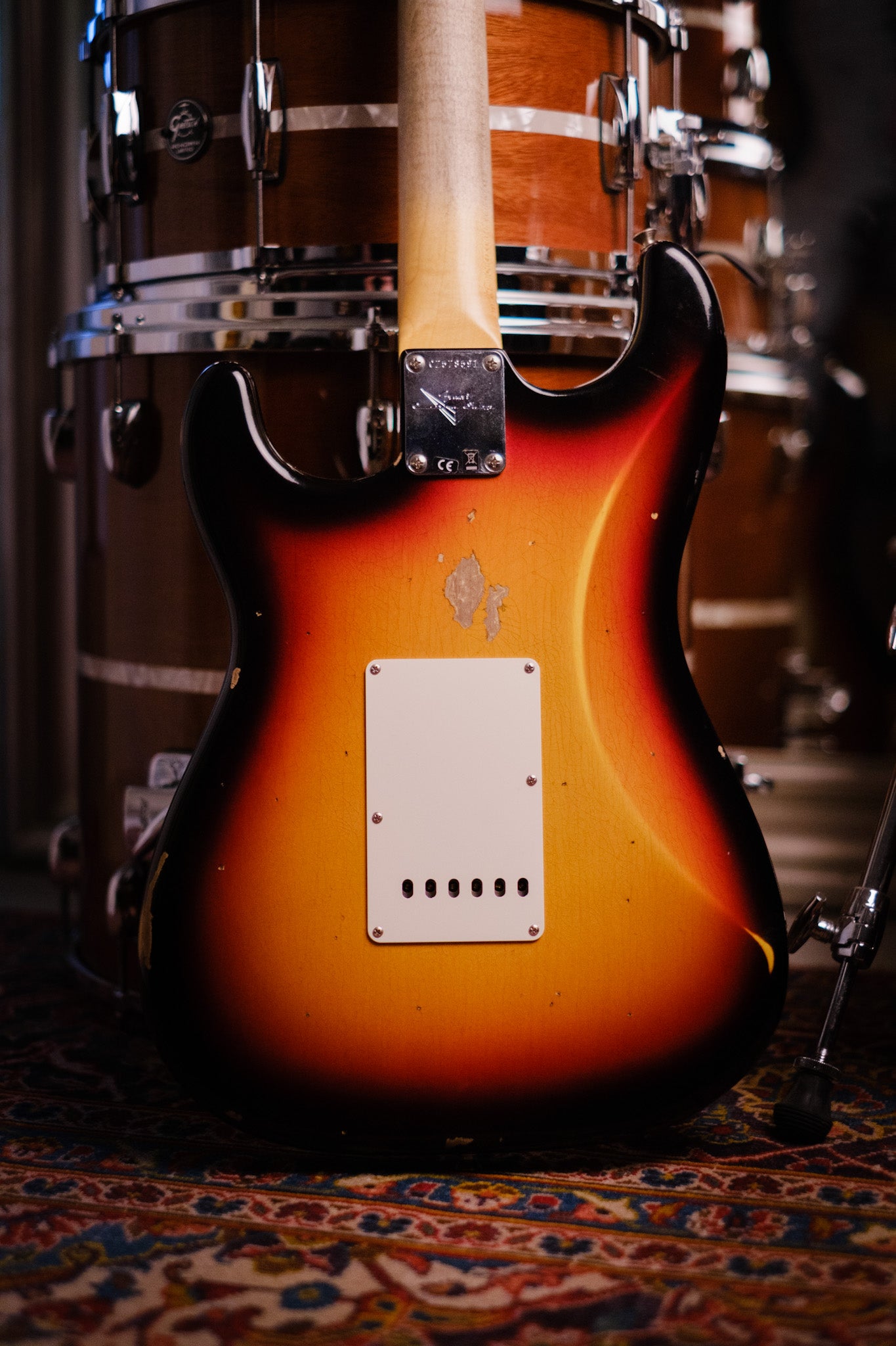 Fender Custom Shop Late '62 Stratocaster, Relic, Closet Classic Hardware, 3 Tone Sunburst