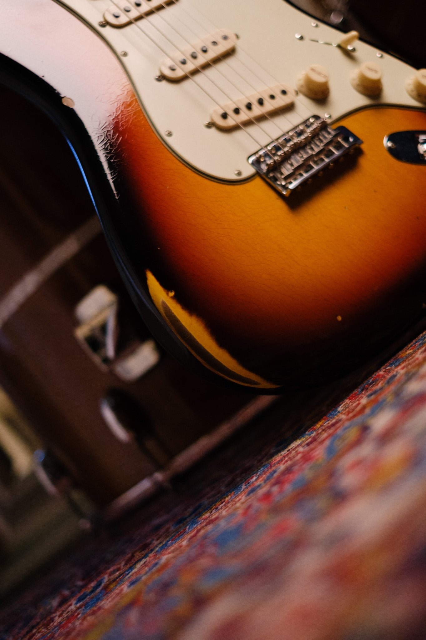 Fender Custom Shop Late '62 Stratocaster, Relic, Closet Classic Hardware, 3 Tone Sunburst
