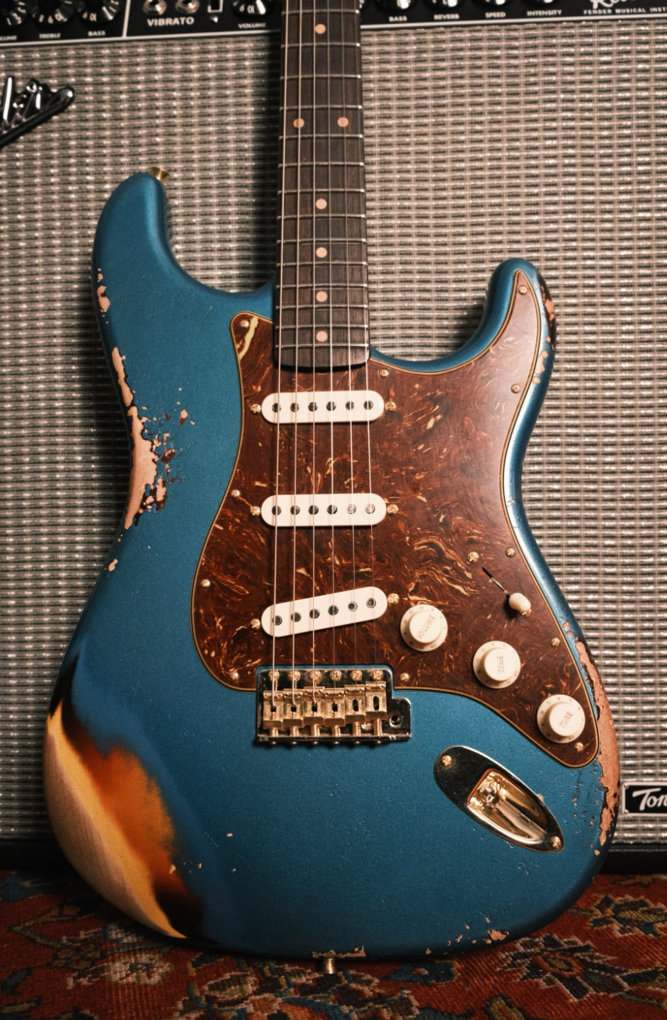 Fender Custom Shop Ltd '62 Stratocaster Gold Hardware Heavy Relic / Closet Classic Ages Ocean Turquoise Over 3-Colour-Sunburst