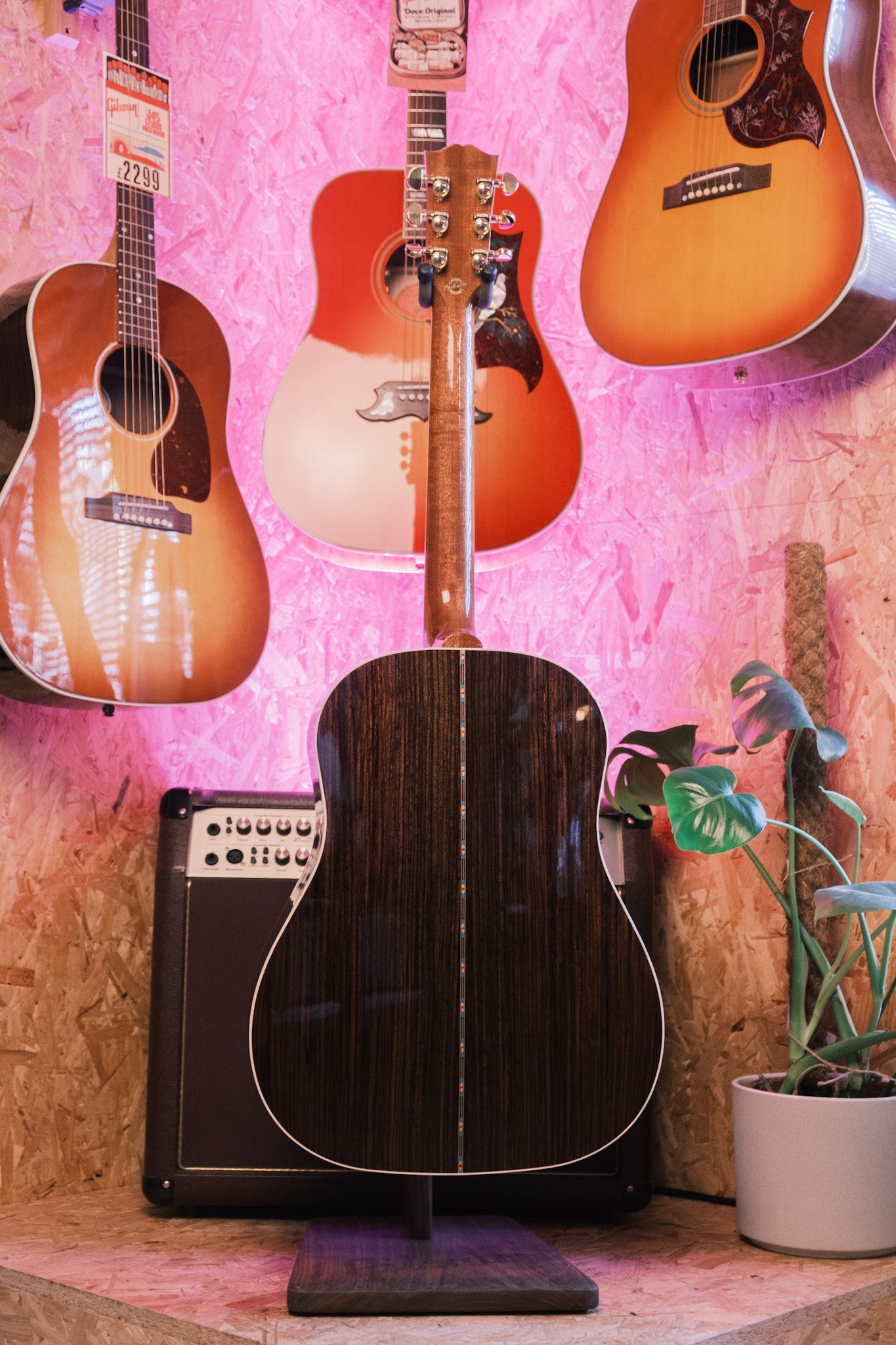 Gibson J-45 Deluxe Rosewood, Rosewood Burst