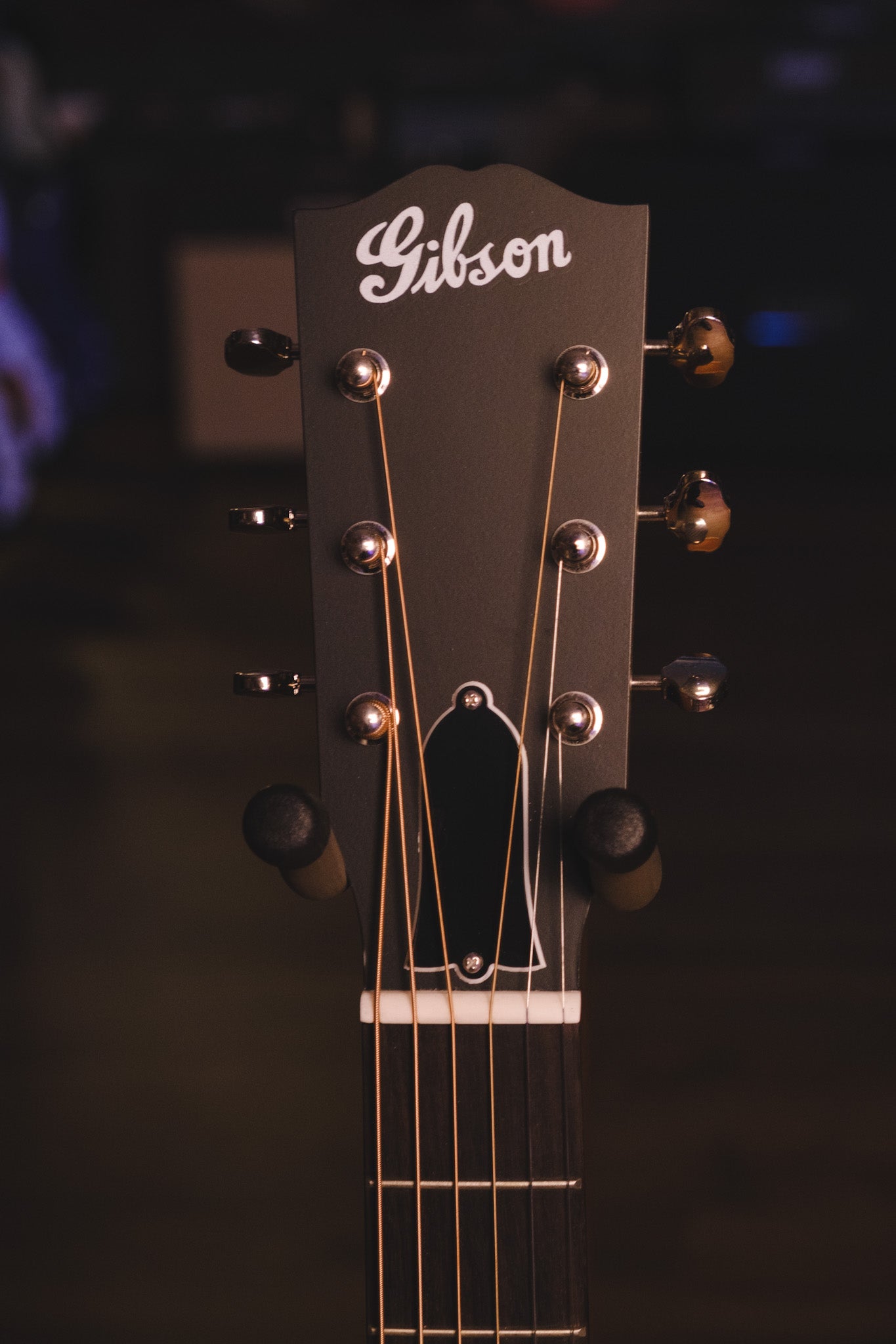 Gibson J-35 Faded 30s Antique Natural