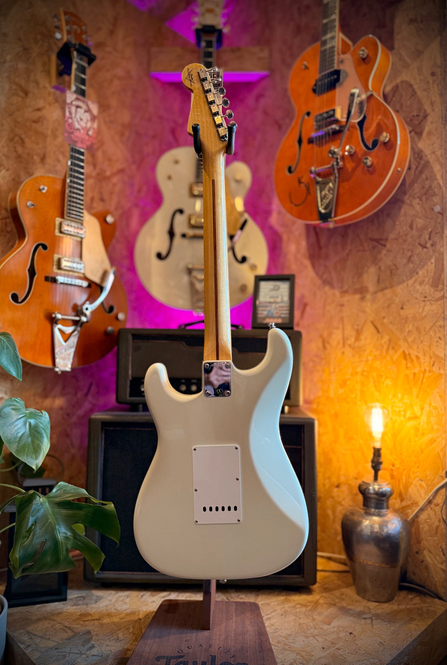PRE-LOVED Fender Custom Shop '57 Stratocaster, NOS, Olympic White.
