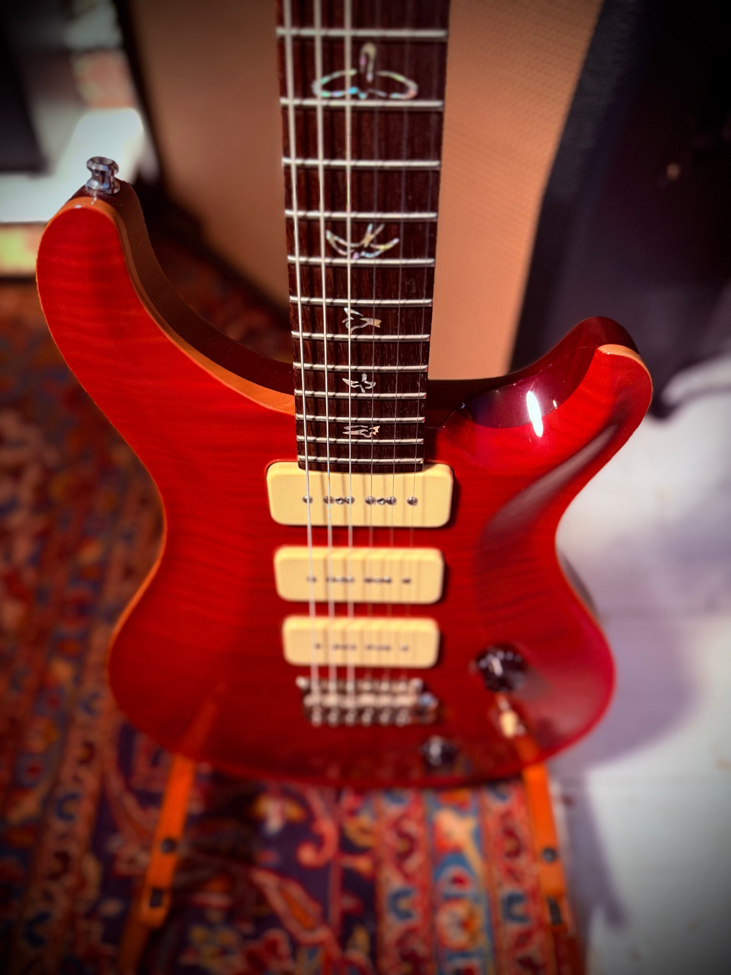 PRE-LOVED PRS Custom 22 Soapbar, Strawberries & Cream.