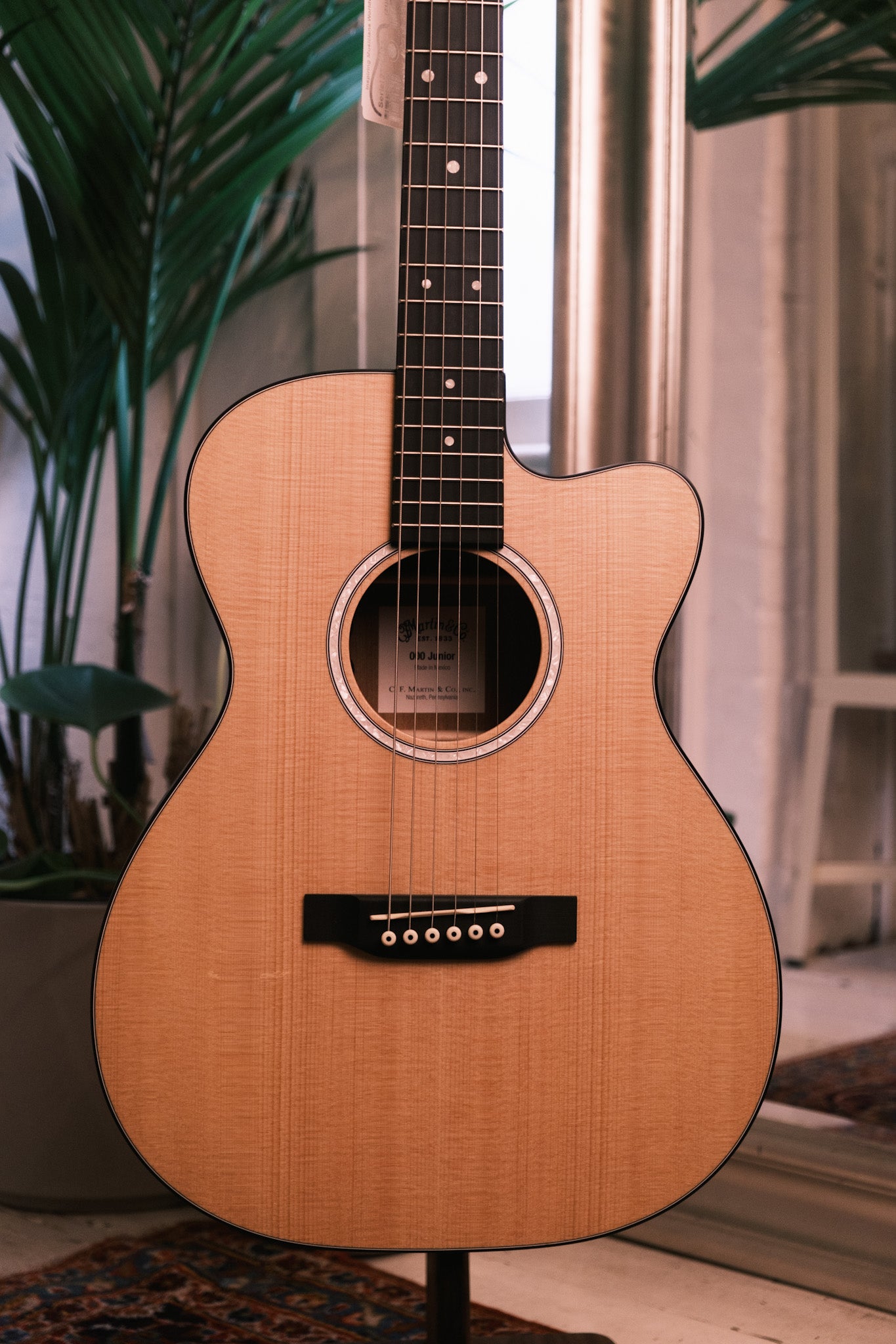 Martin 000CJR-10E Junior Series Electro-Acoustic