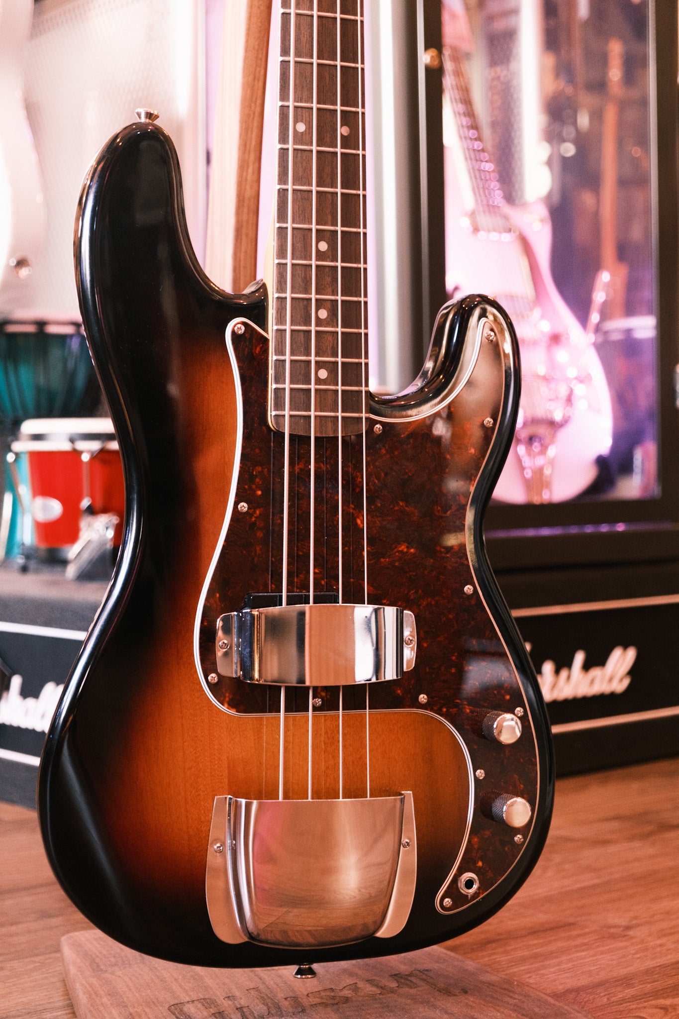 PRE-LOVED Squier Classic Vibe Precision Bass