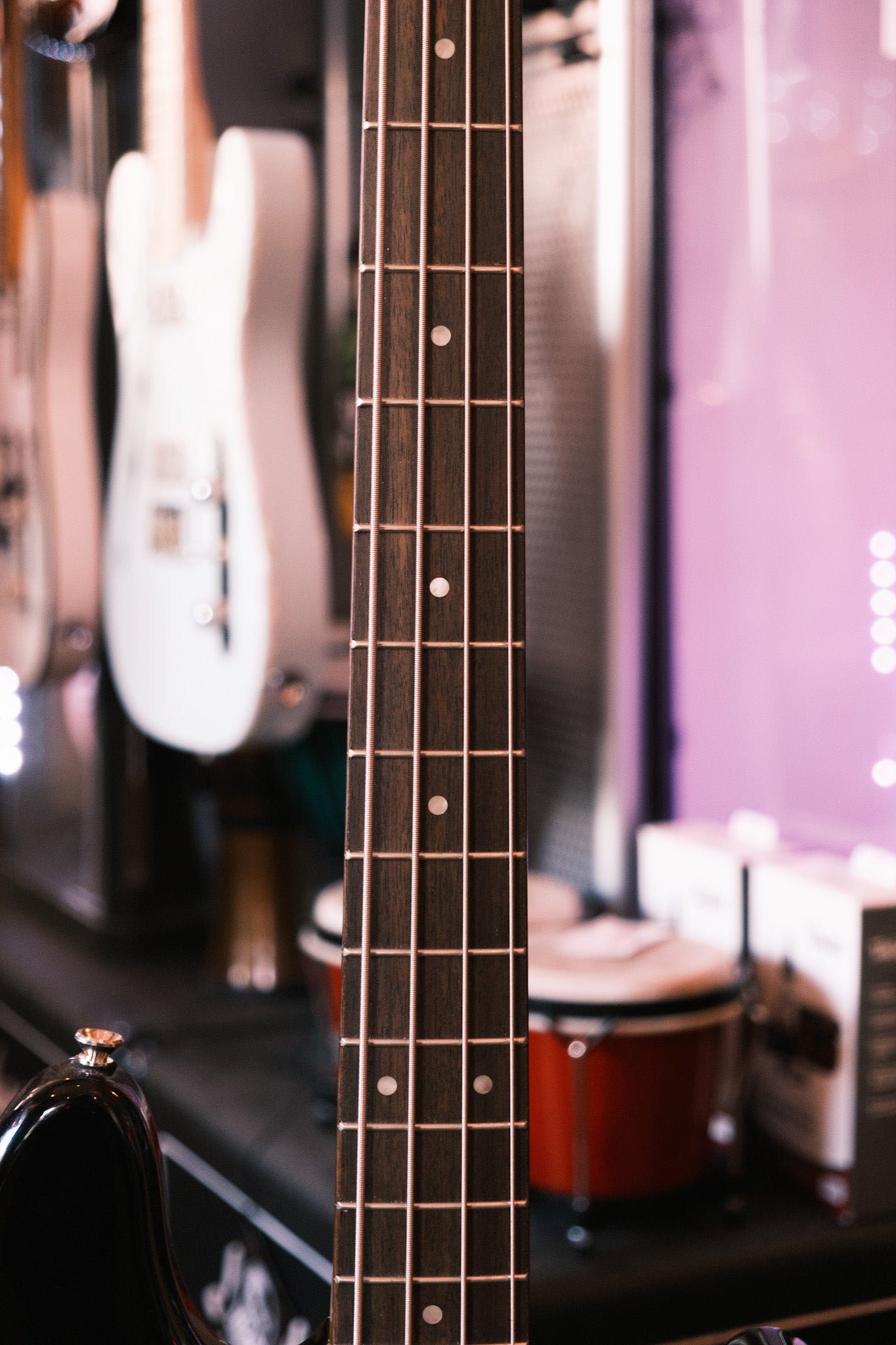 PRE-LOVED Squier Classic Vibe Precision Bass