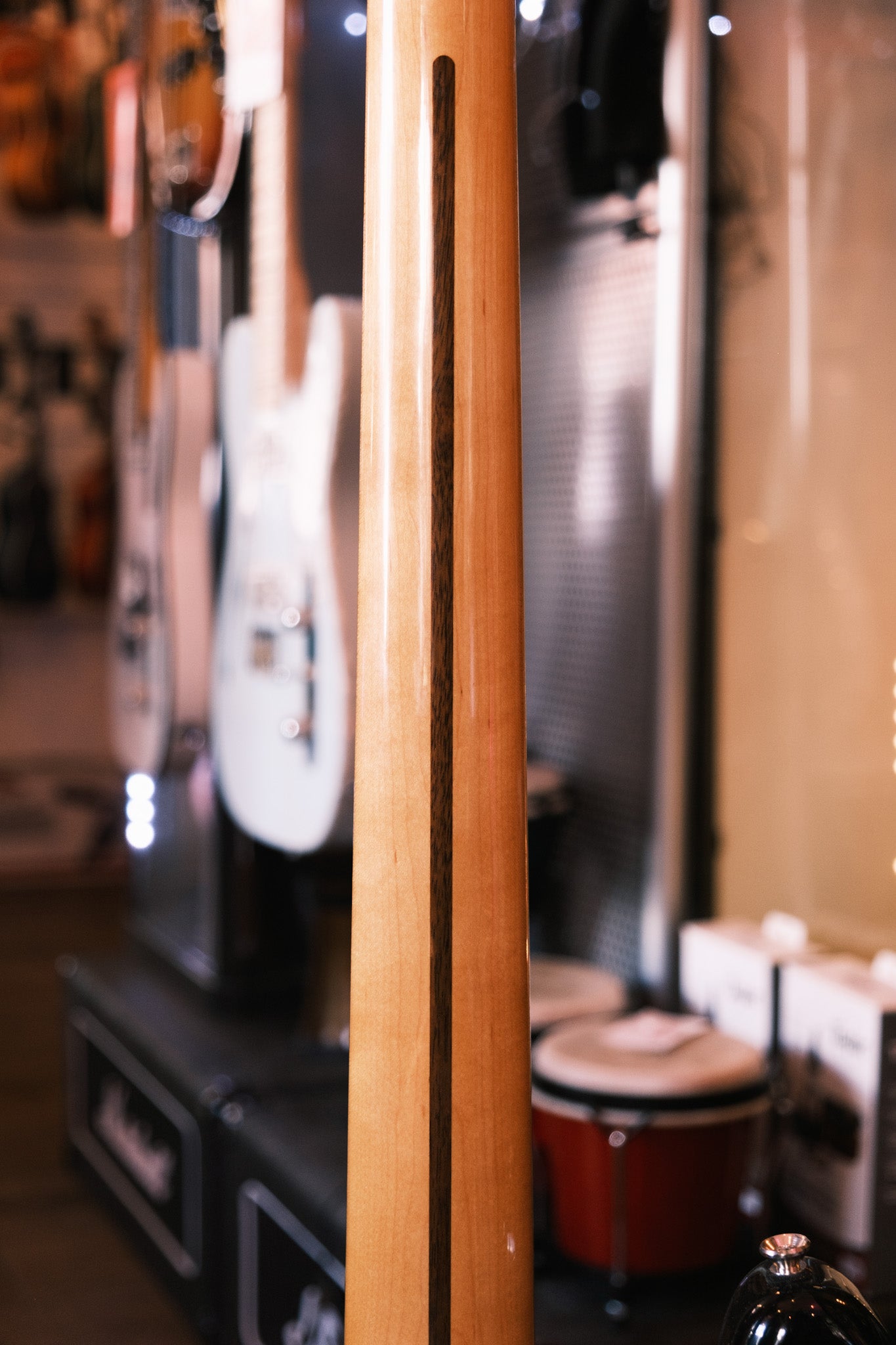 PRE-LOVED Squier Classic Vibe Precision Bass