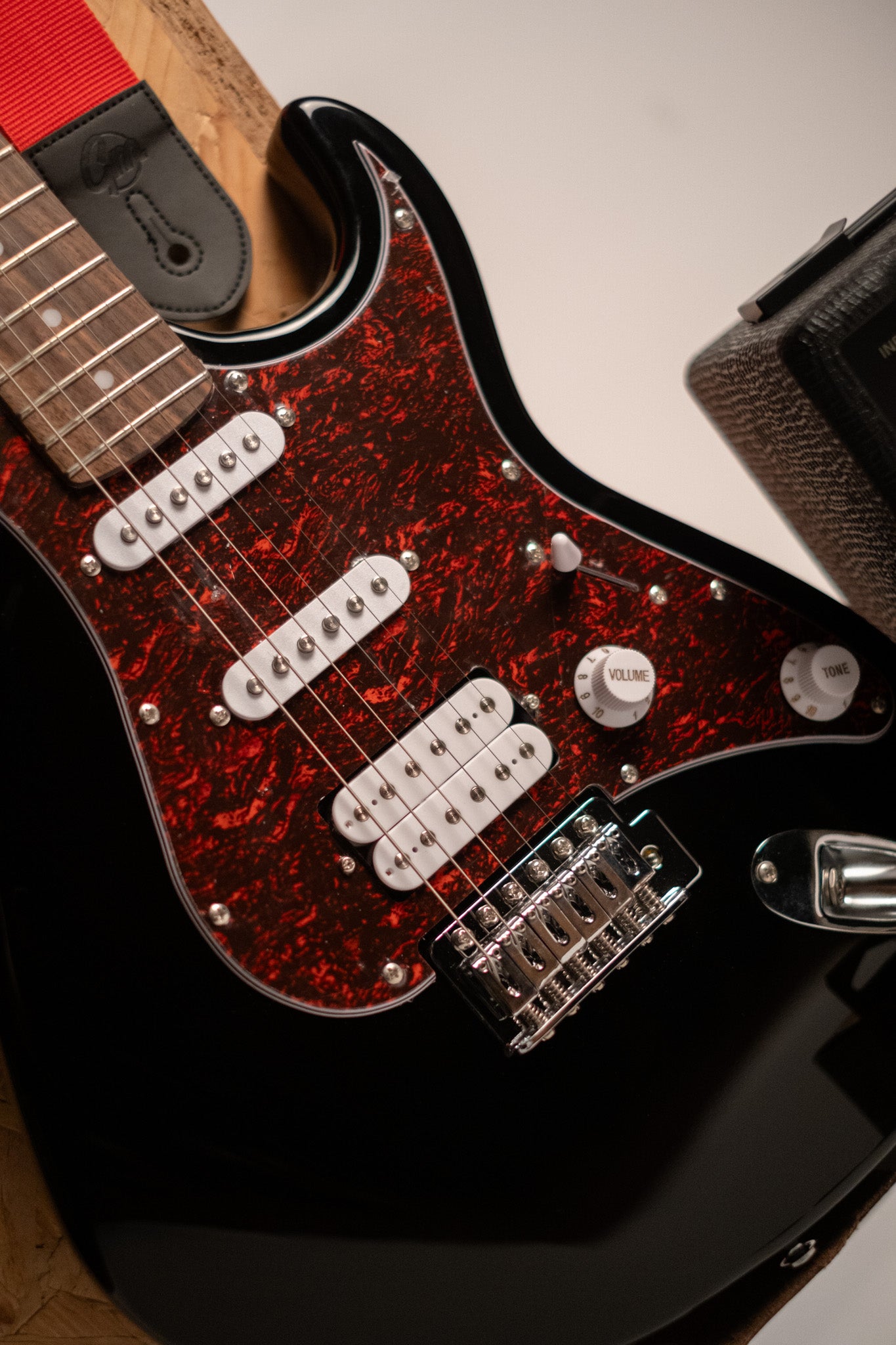 Music Bros Jingle Jampack, Black