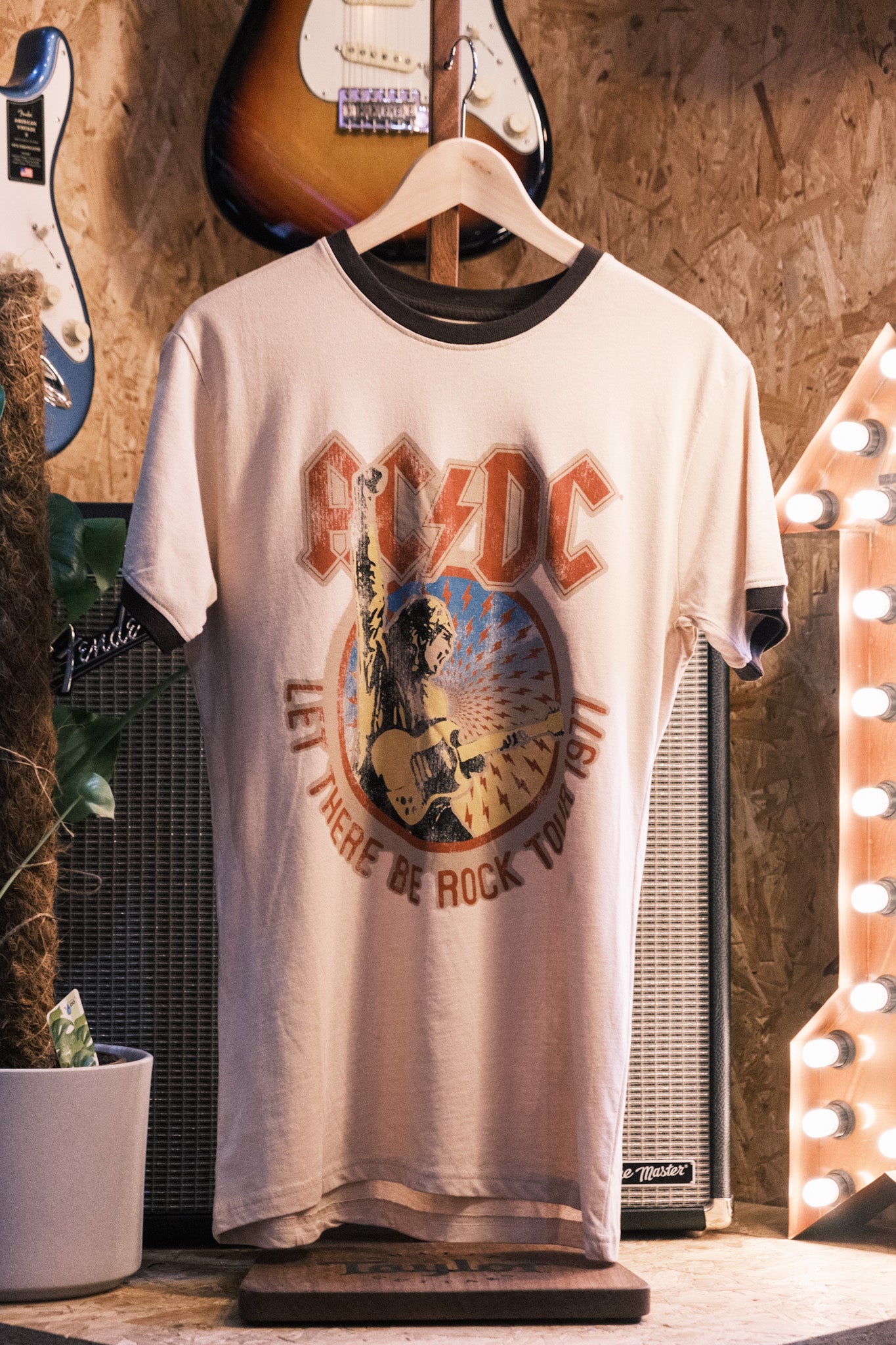 AC/DC Let There Be Rock Tour '77 T-Shirt Unisex