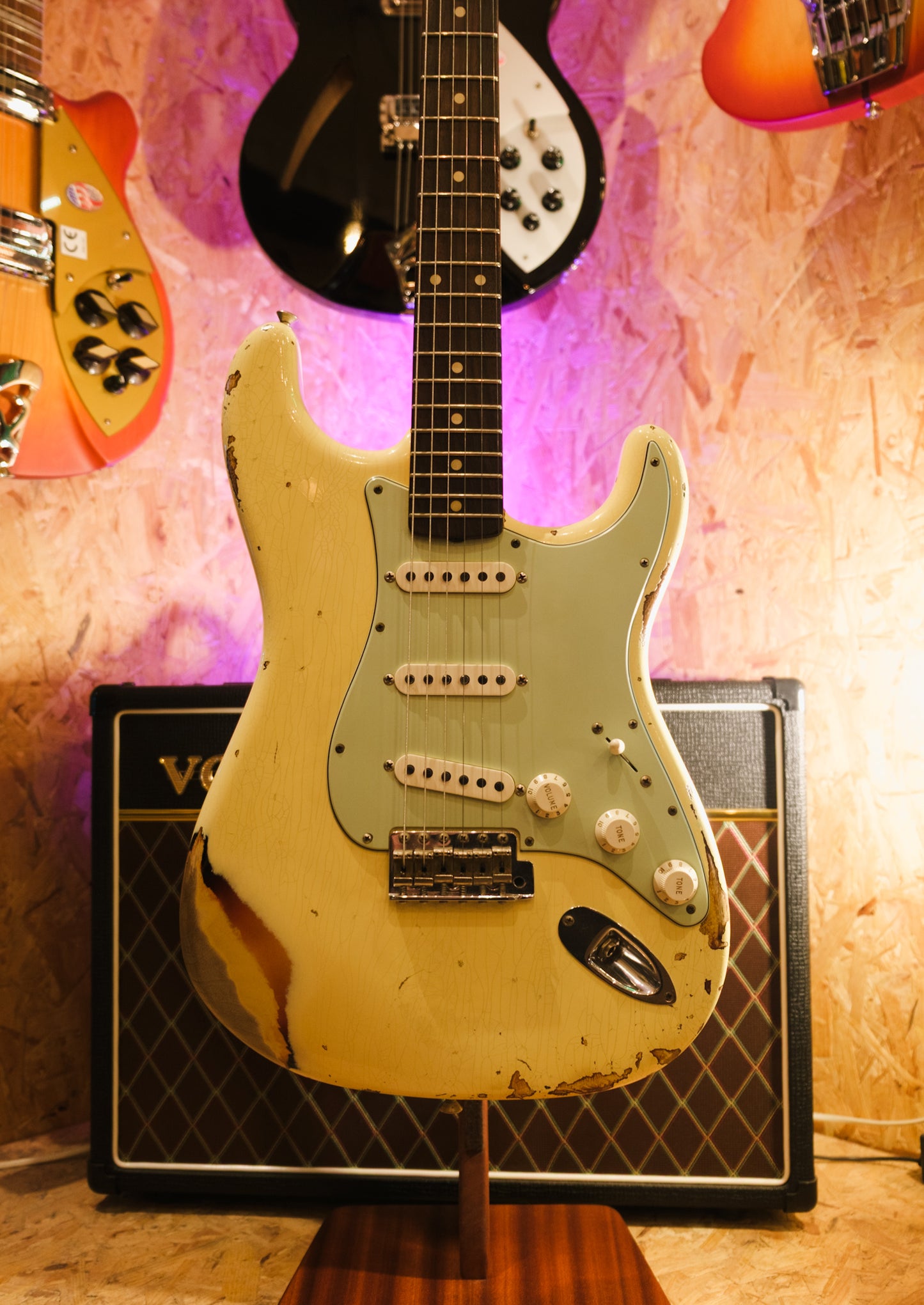 PRE LOVED Fender Custom Shop 1960 Stratocaster Relic, Vintage White Over 3 Tone Sunburst, Heavy Relic (2016)