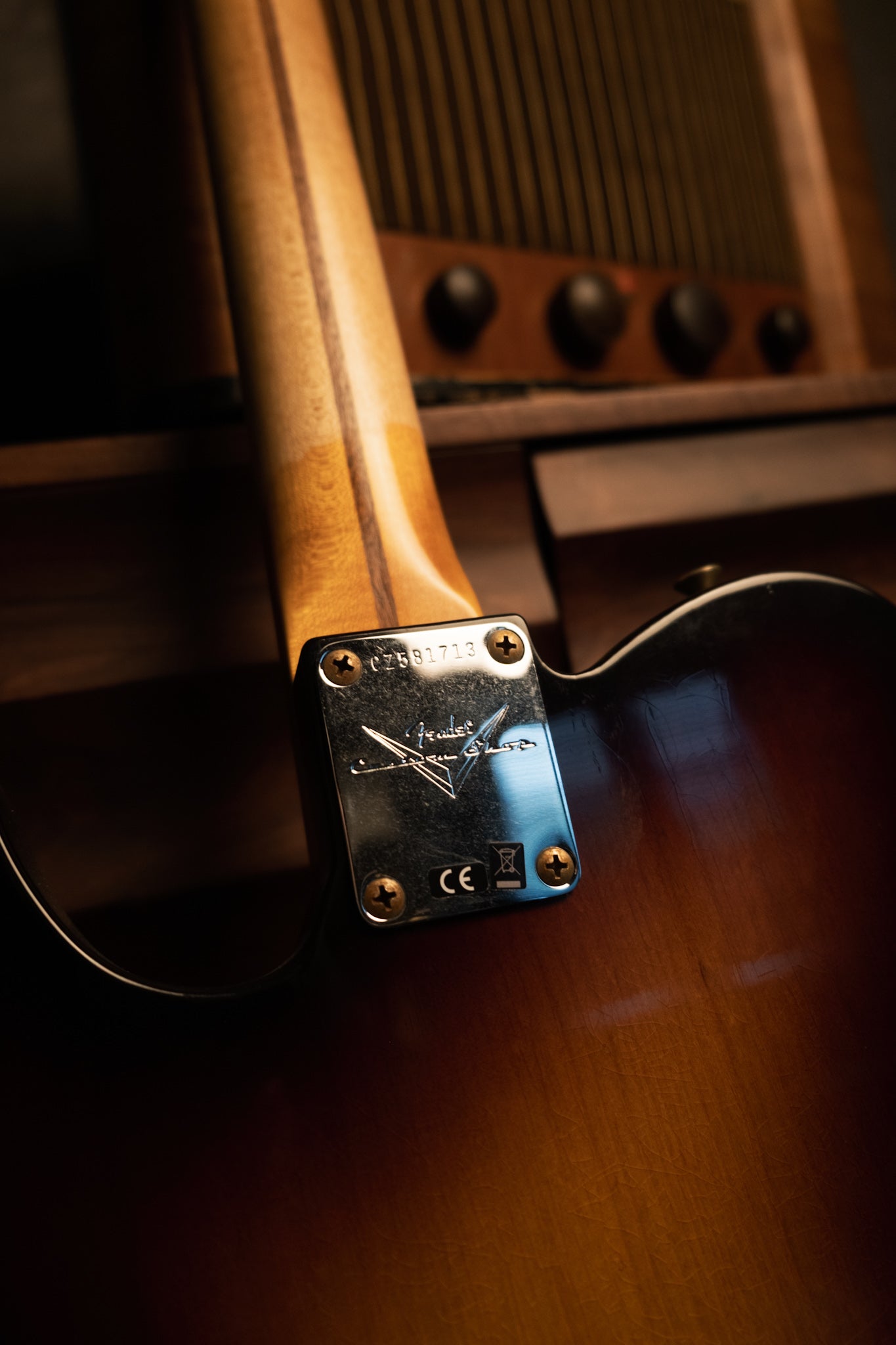 Fender Custom Shop '57 Telecaster Journeyman Relic, Wide Fade Two-Tone Sunburst