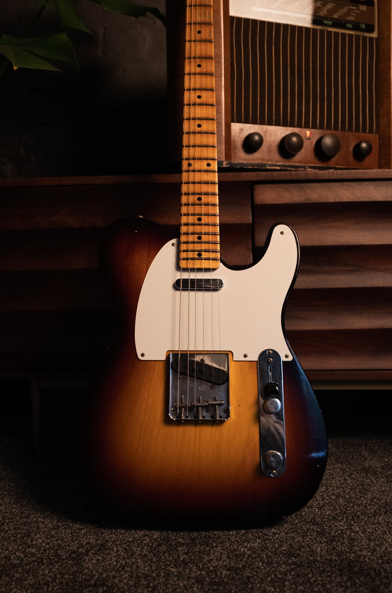 Fender Custom Shop '57 Telecaster Journeyman Relic, Wide Fade Two-Tone Sunburst