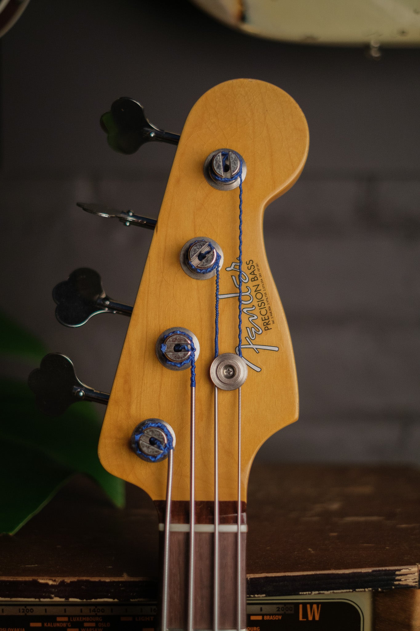 Fender James Jamerson 1962 Precision Bass, 3 Tone Sunburst