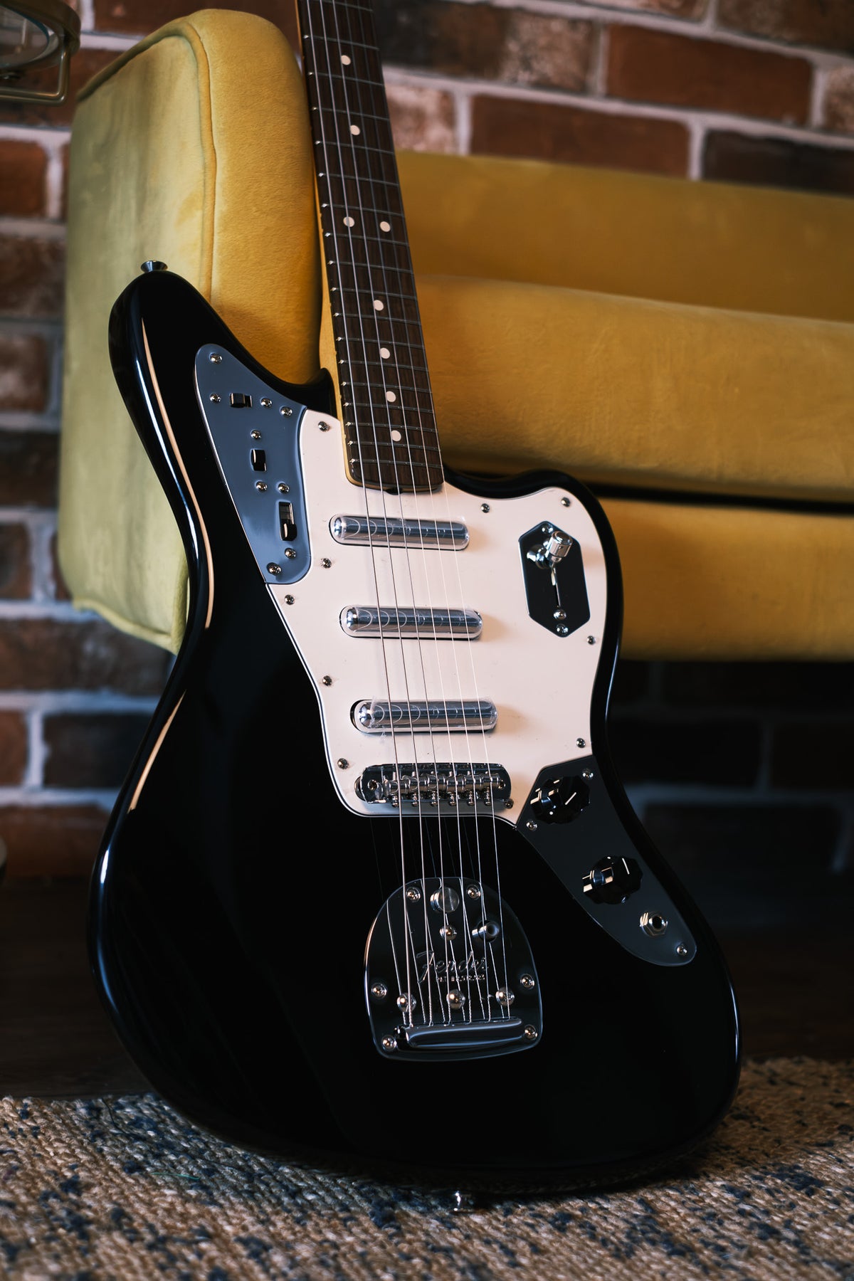 Fender Limited Edition Johnny Marr Signature Special Jaguar, Black