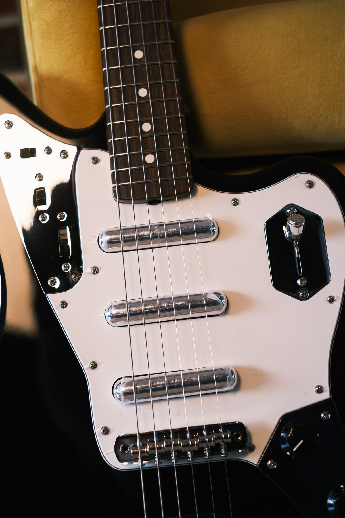 Fender Limited Edition Johnny Marr Signature Special Jaguar, Black