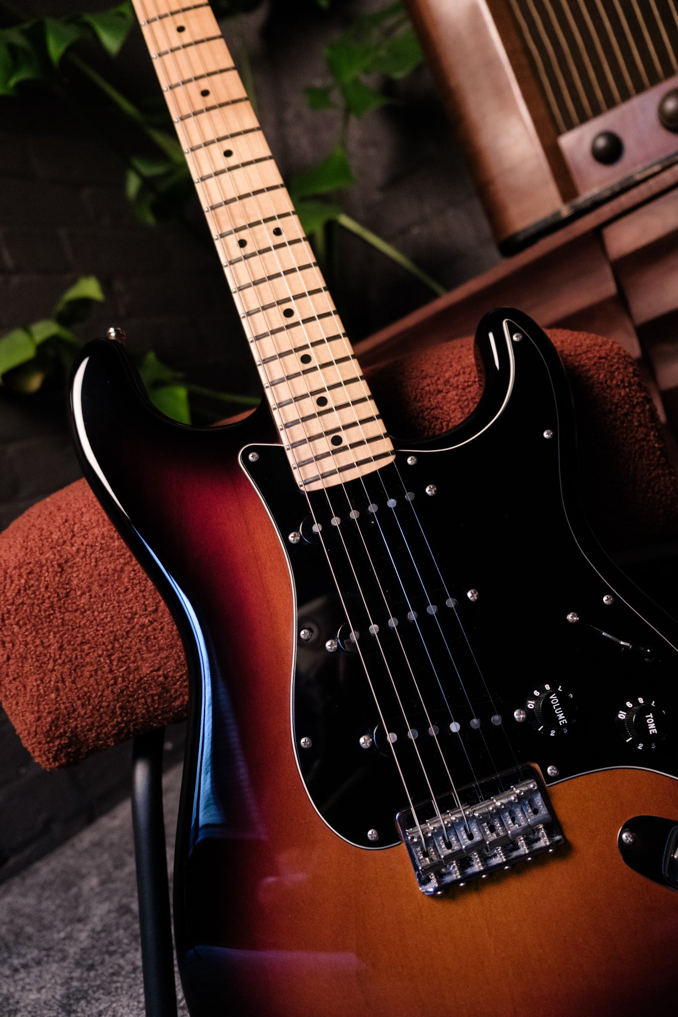 PRE LOVED Fender Limited Edition 10 for '15 Stratocaster, 3 Colour Sunburst