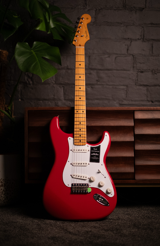 Fender Vintera III Late '50s Stratocaster, Dakota Red
