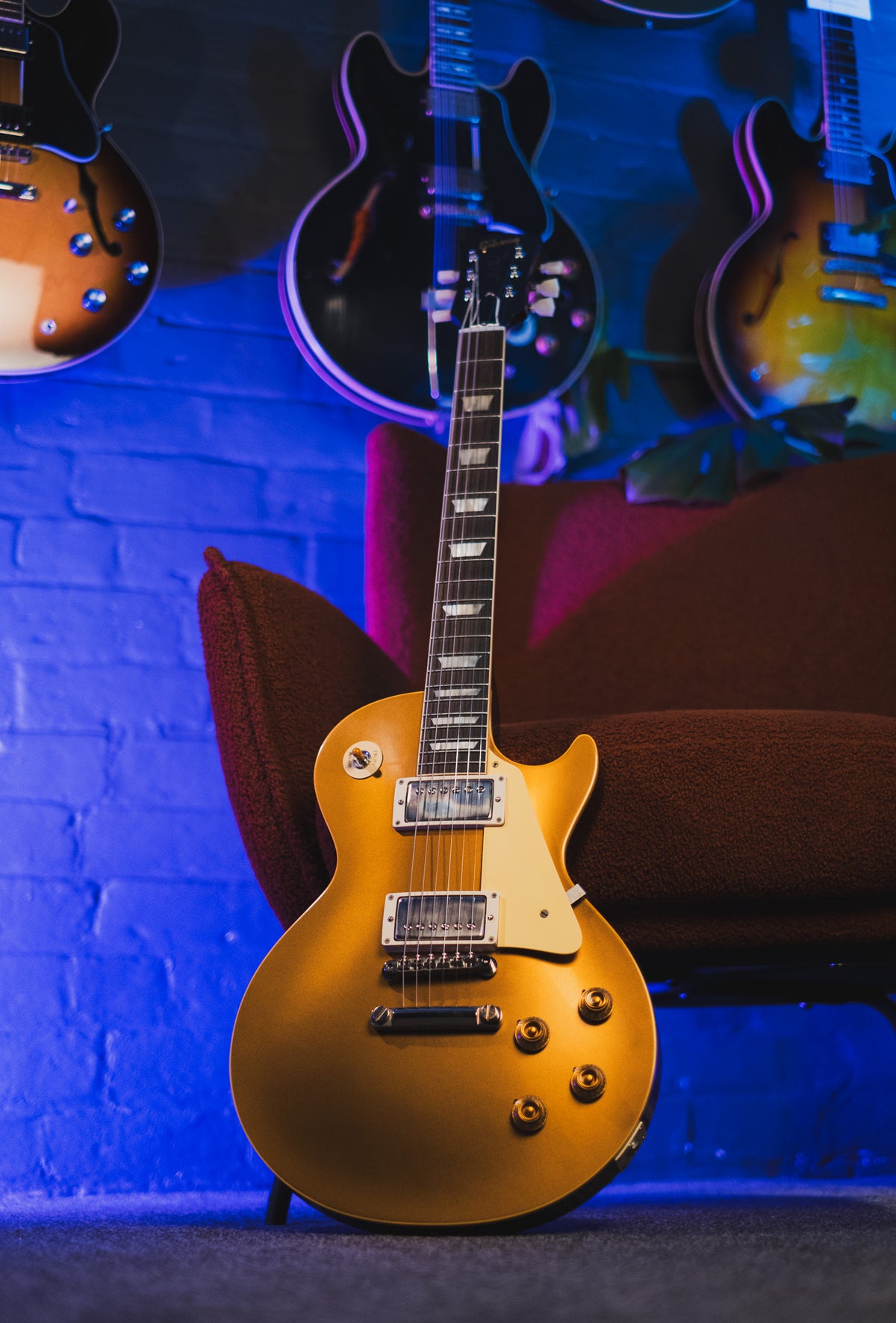 Gibson Custom 1957 Les Paul Goldtop Reissue, VOS, Double Gold with Dark Back