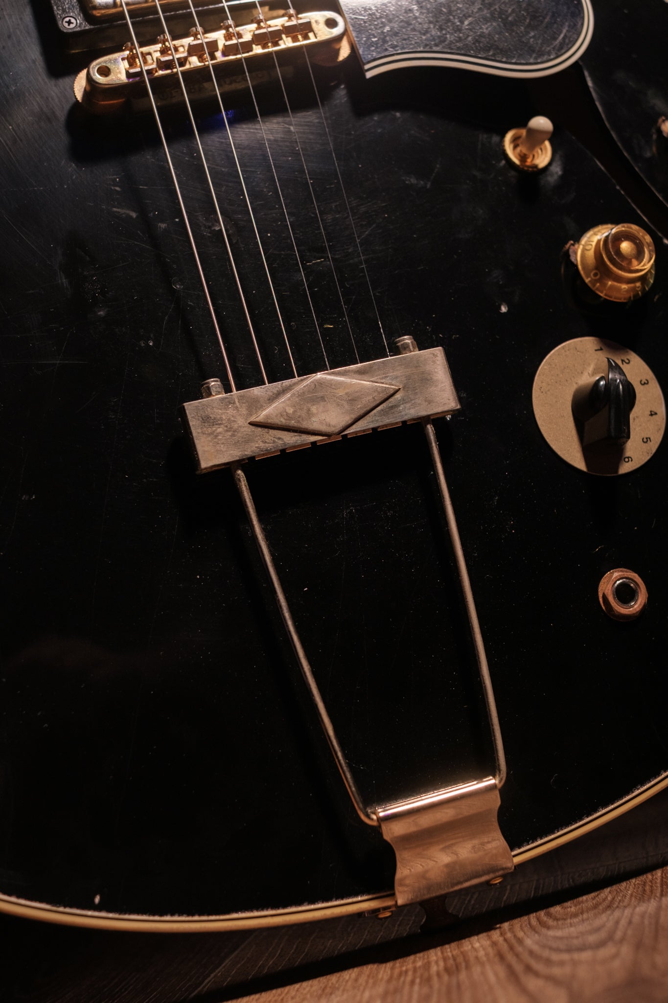 Gibson Custom 1964 ES-345 Trapeze Varitone, Ebony, Heavy Aged