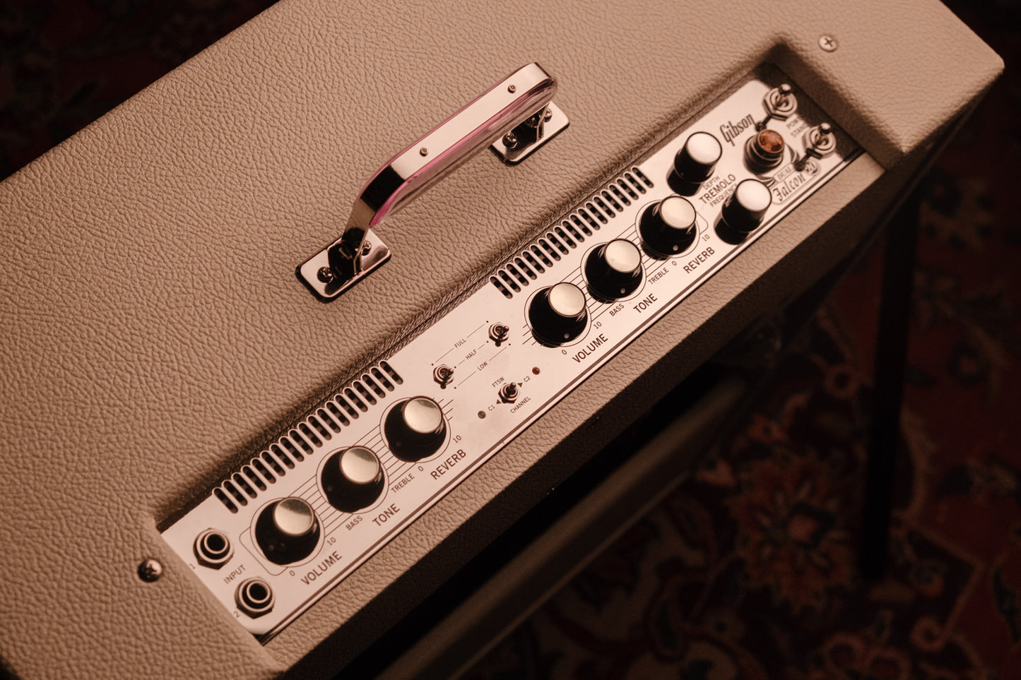 Gibson Dual Falcon 2x10" Combo Amplifier, Cream Bronco