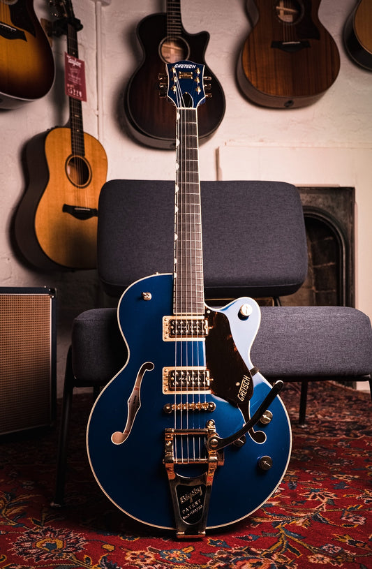 Gretsch G6659TG Players Edition Broadkaster Jr.Azure Metallic