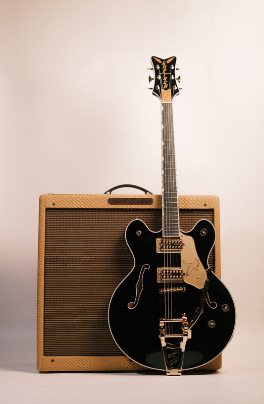 Gretsch Falcon Centre Block Limited Edition Double-Cut w/ Bigsby, Midnight Sapphire