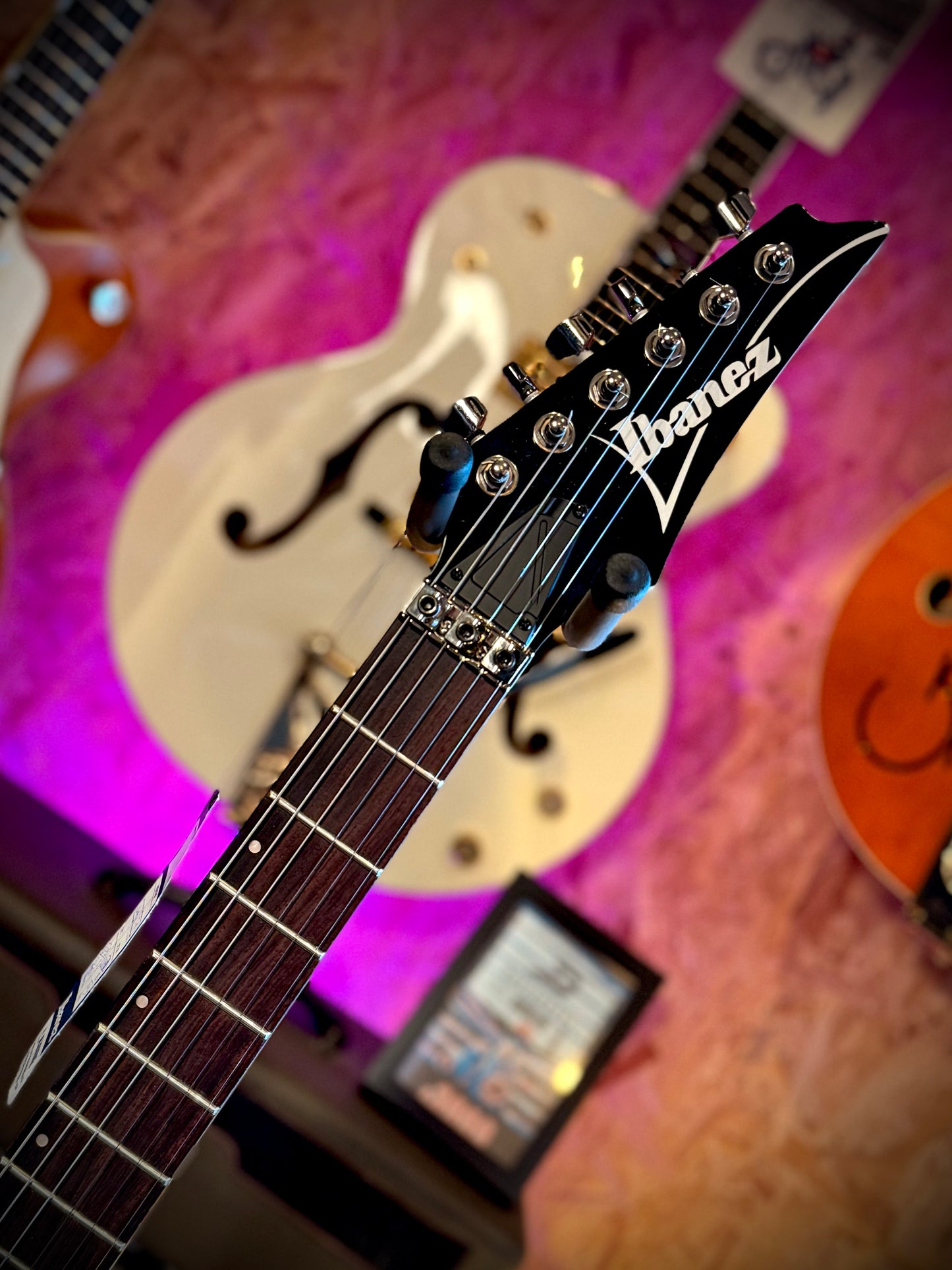 B-STOCK Ibanez S520-WK, Small Finish Flaw.