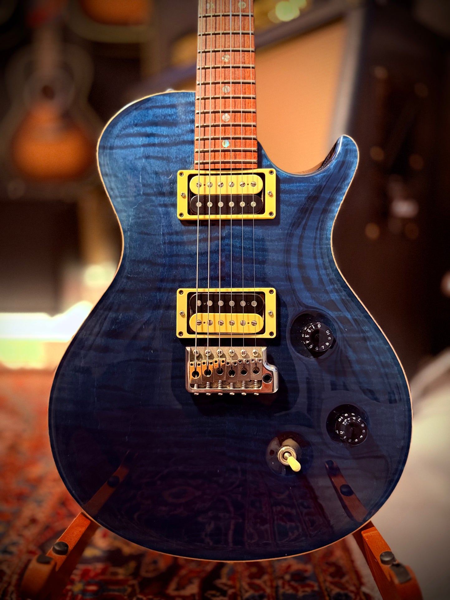 PRE-LOVED PRS Custom 22, Whale Blue.