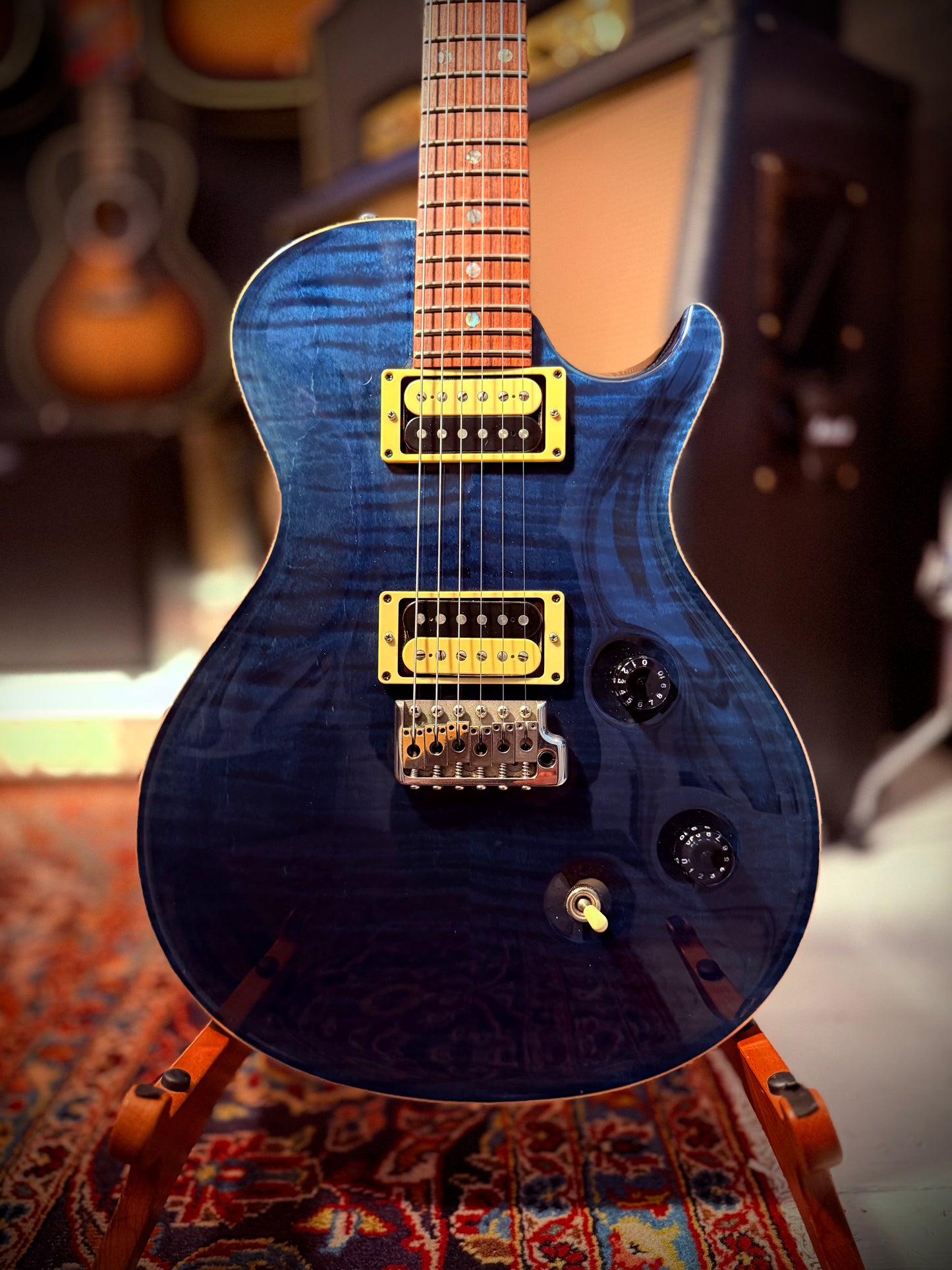 PRE-LOVED PRS Custom 22, Whale Blue.