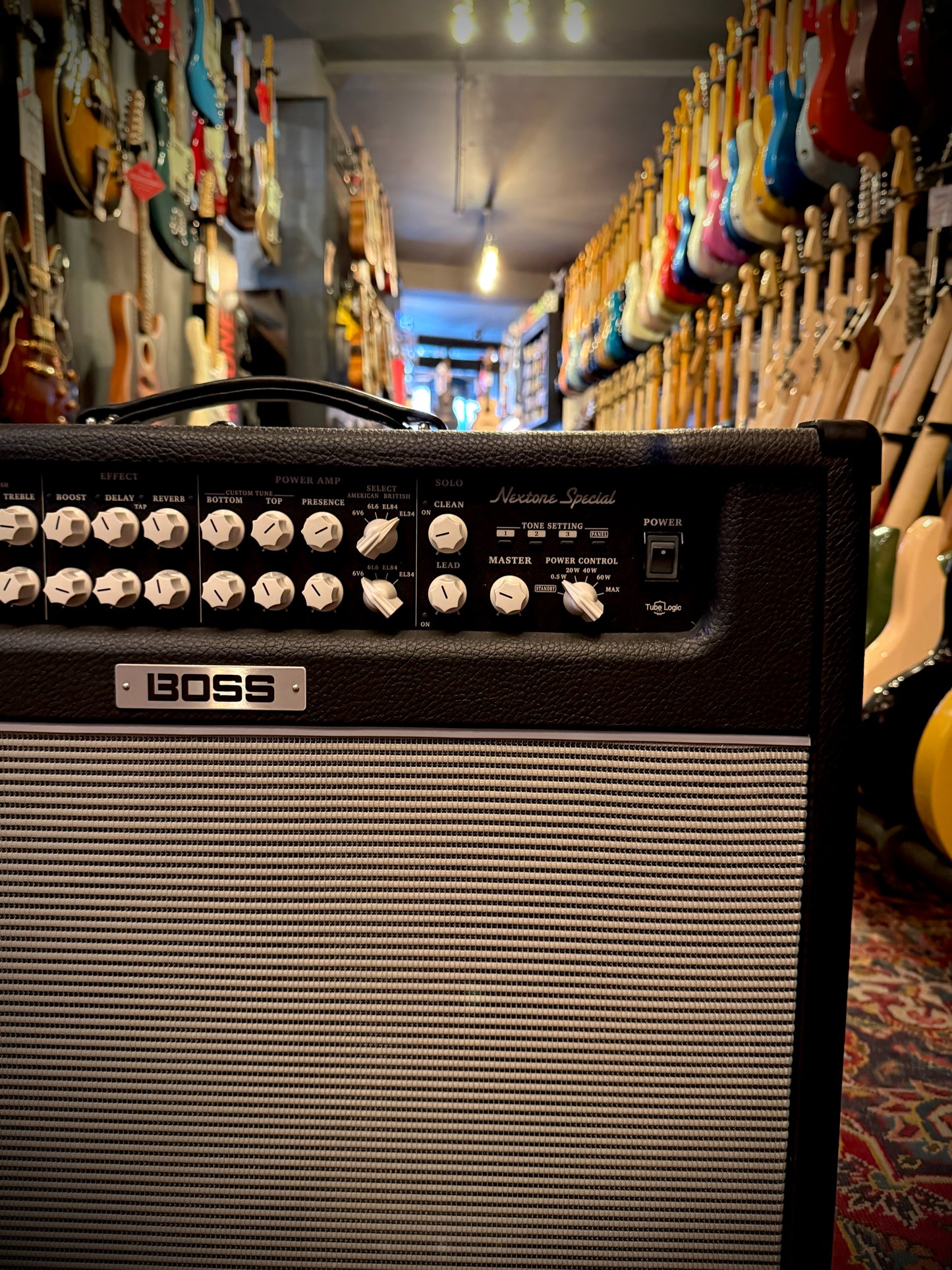 PRE LOVED Boss Nextone Special 80w Guitar Amplifier.