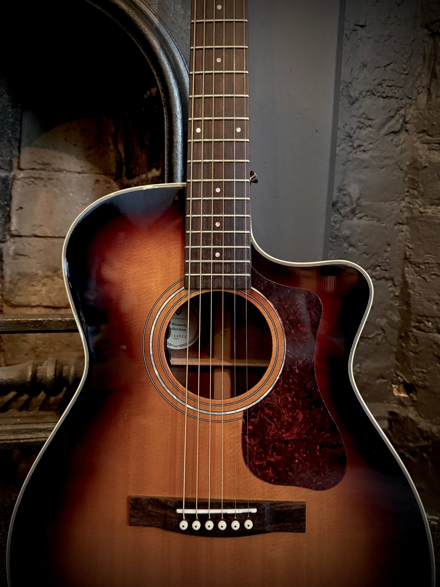 PRE LOVED Guild Westerly Collection OM 140CE