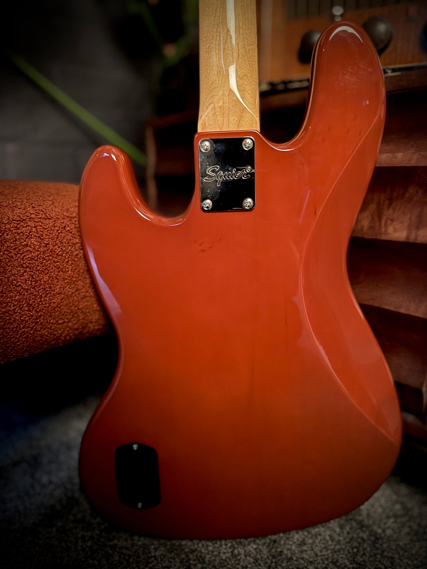 PRE LOVED Squier Classic Vibe 70's Active Jazz Bass, Mocha