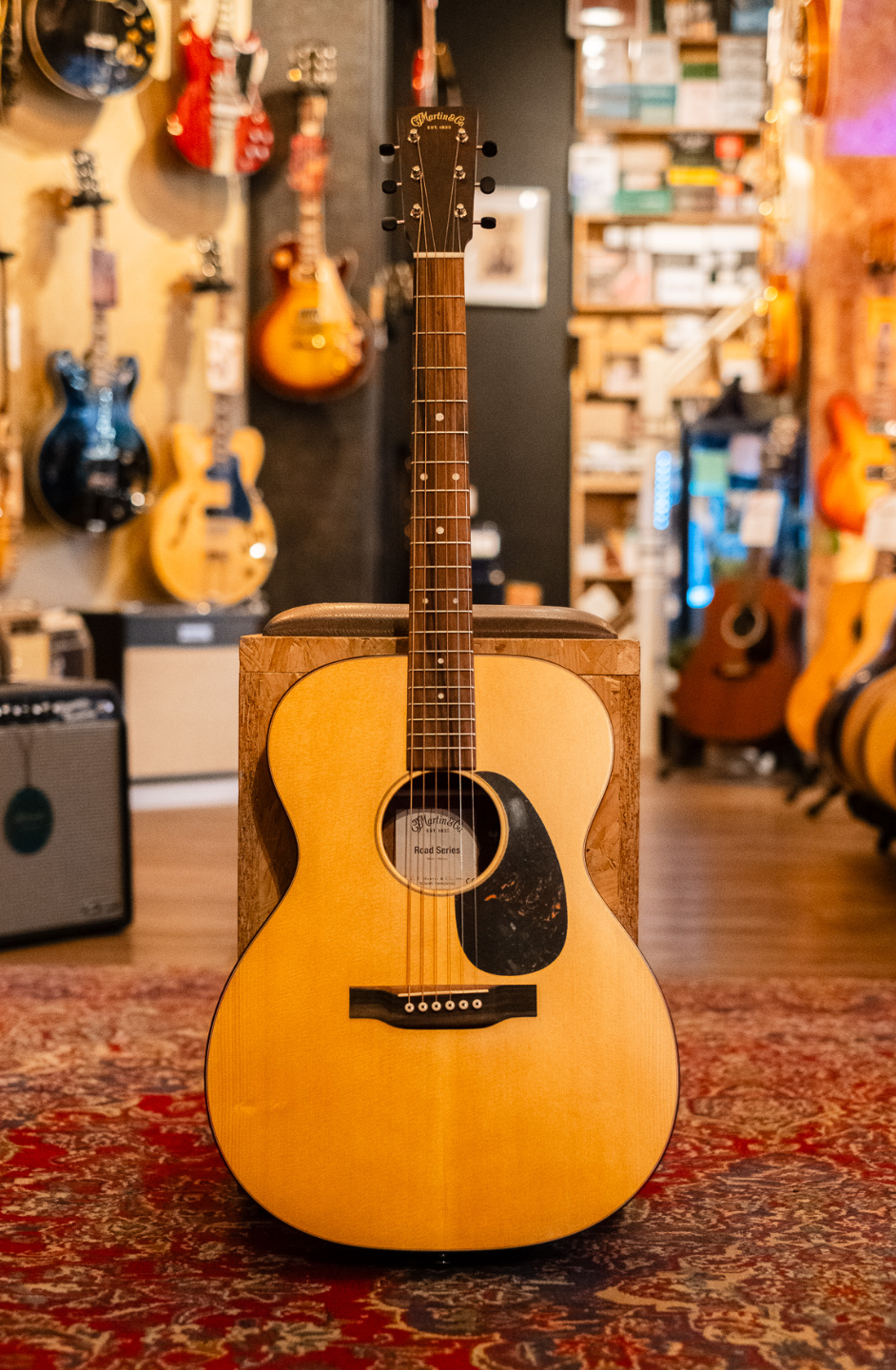Martin Road Series 000-10E Retro