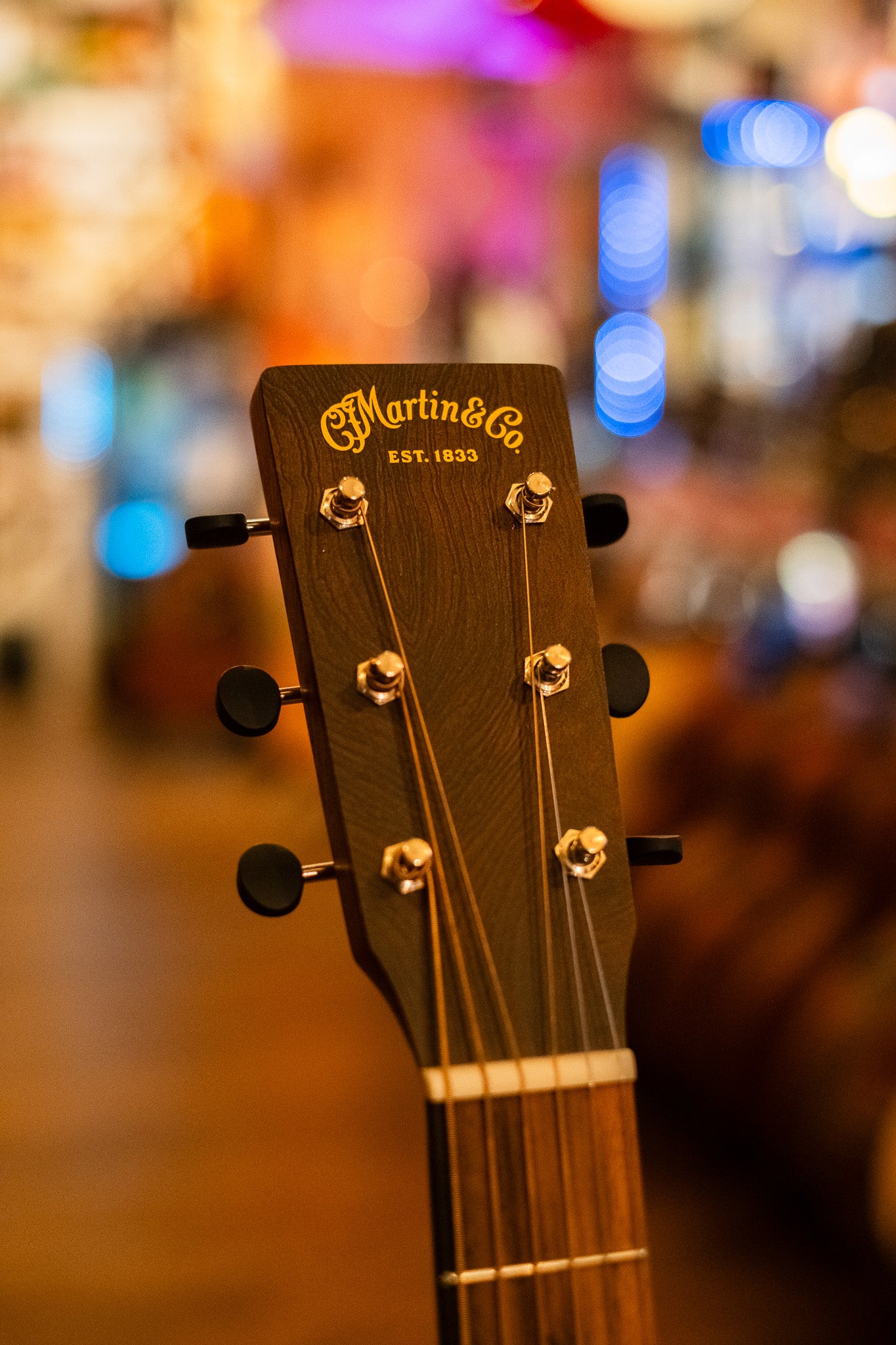 Martin Road Series 000-10E Retro