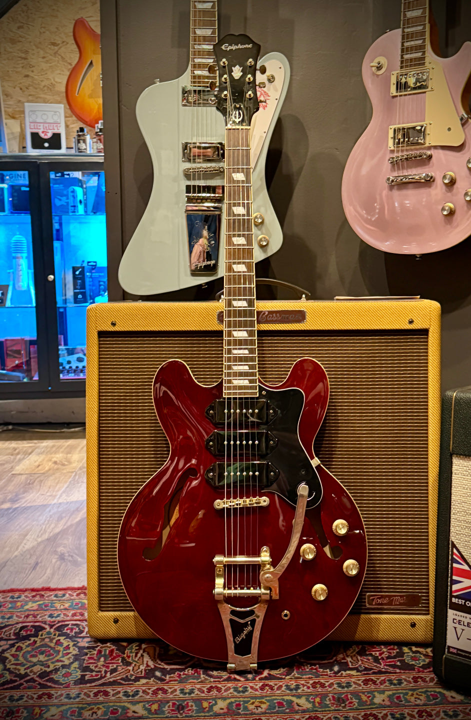 PRE LOVED Epiphone Riviera Custom P93, Wine Red, Limited Edition.