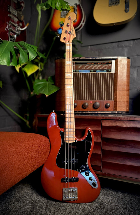 PRE LOVED Squier Classic Vibe 70's Active Jazz Bass, Mocha