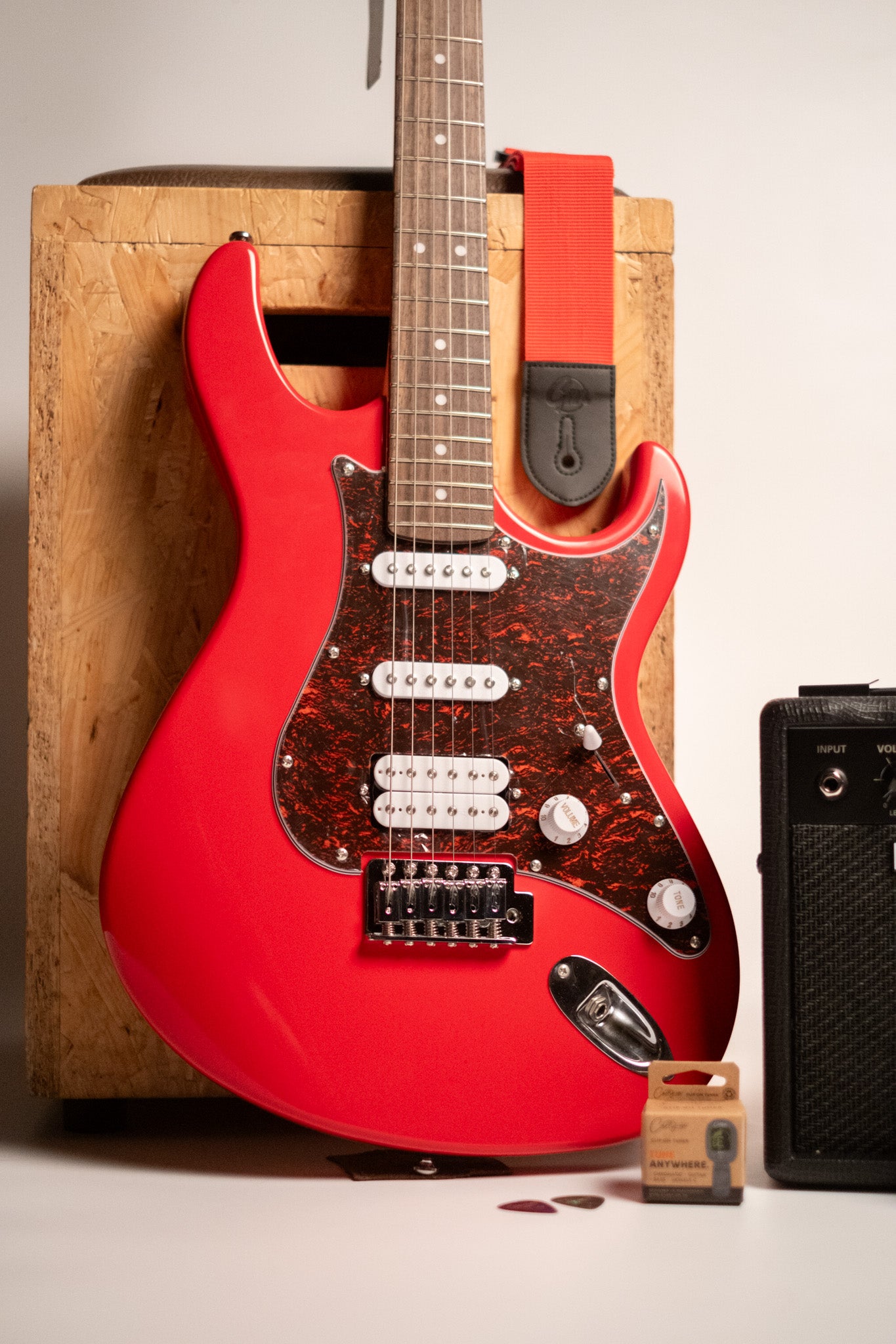 Music Bros Jingle Jampack, Candy Red