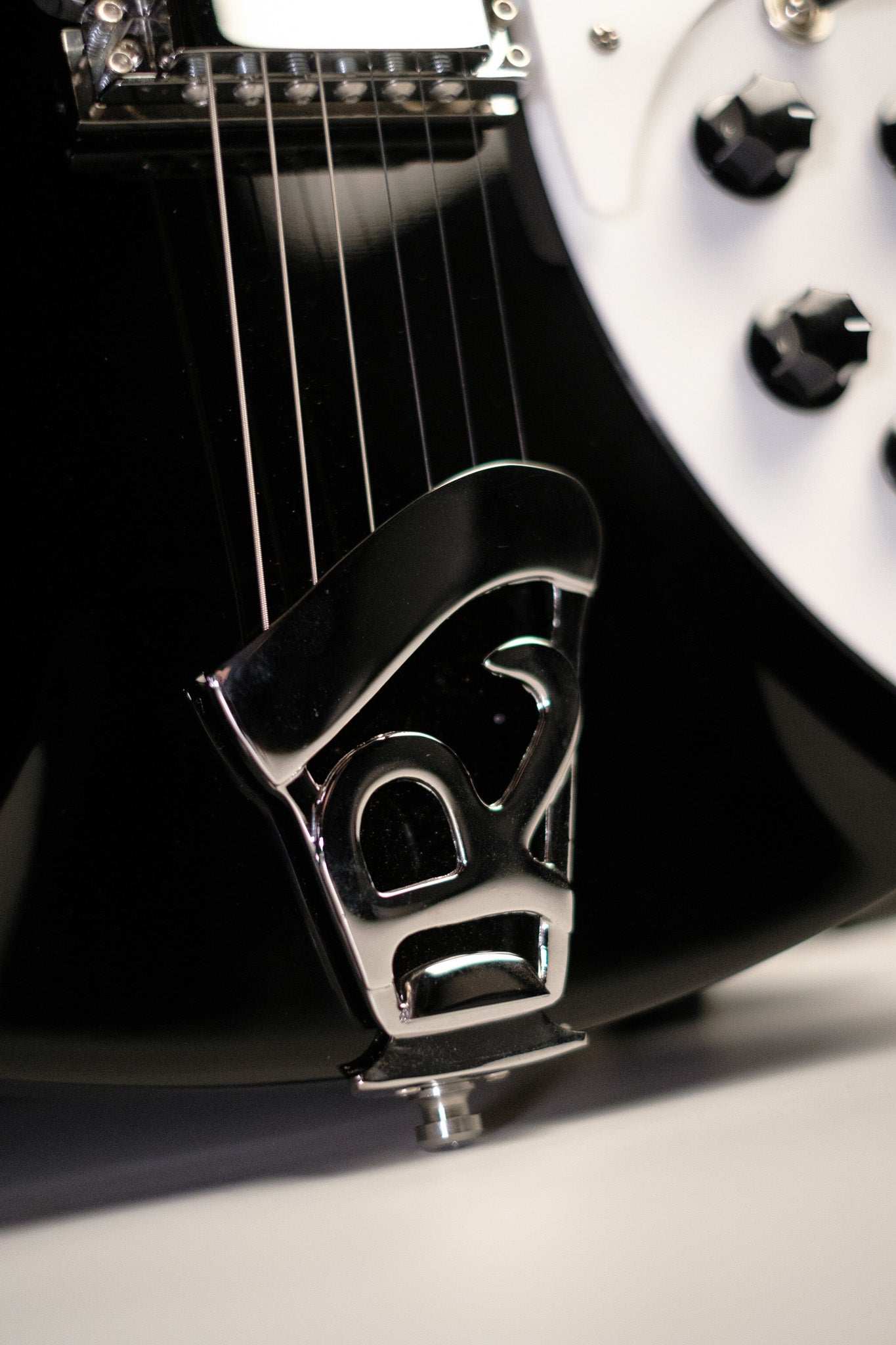 Rickenbacker 330 Jetglo