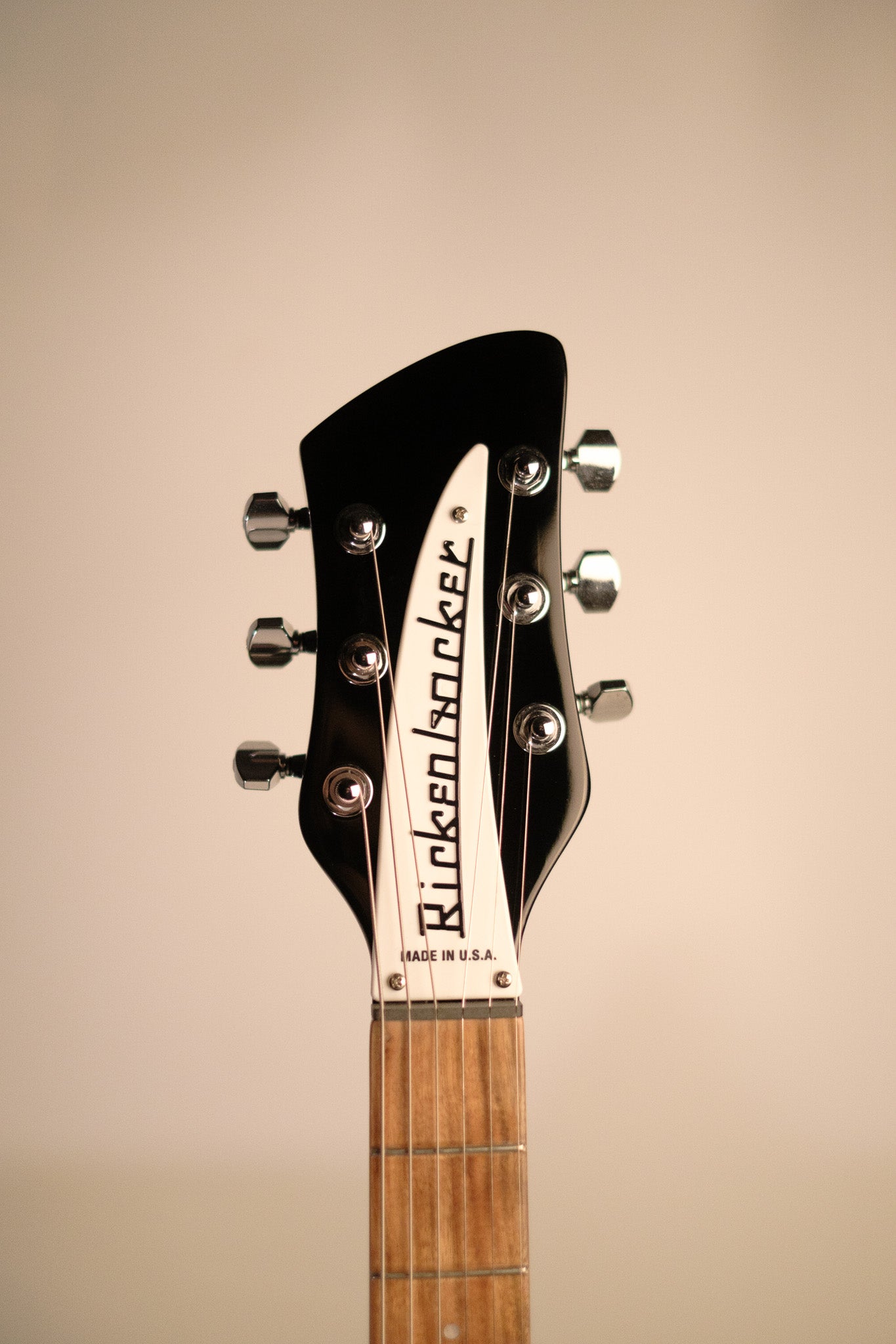 Rickenbacker 330 Jetglo