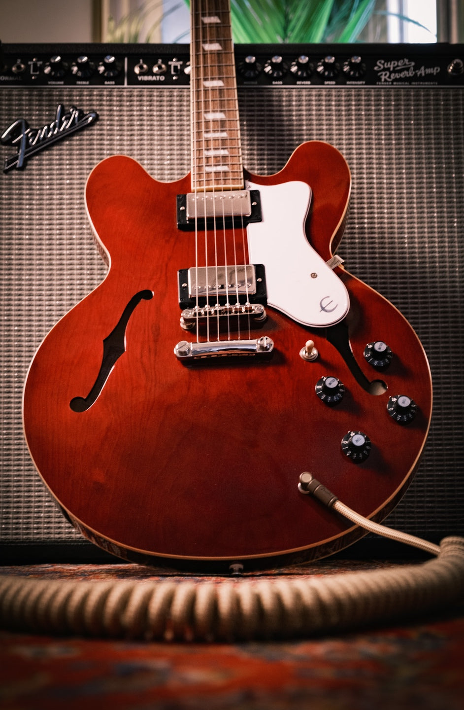 Epiphone Noel Gallagher Signature Riviera Dark Wine Red