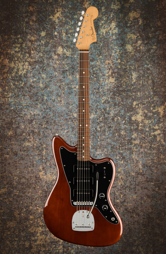 Fender Noventa Jazzmaster®, Pau Ferro Fingerboard, Walnut